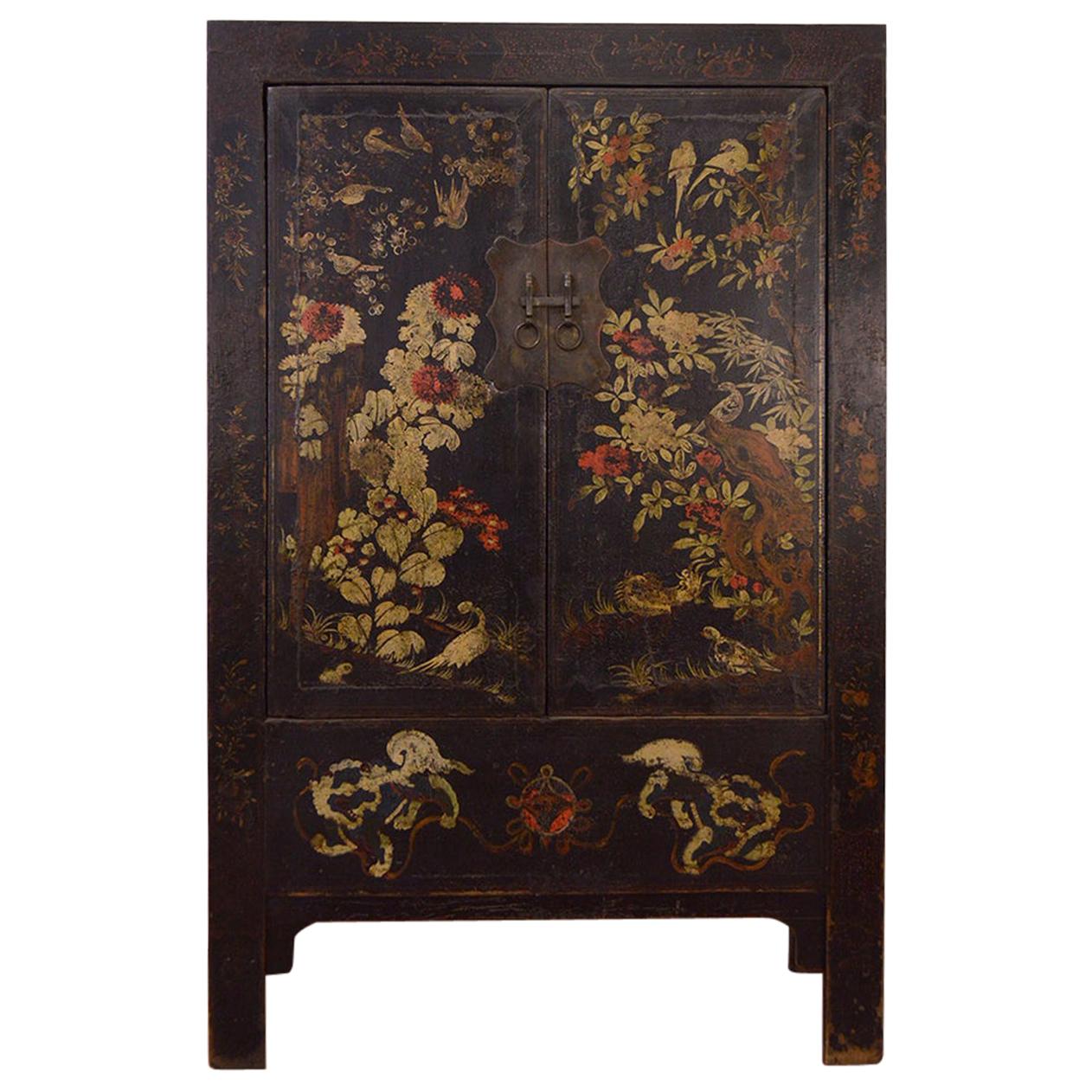 Late 18th Century Elmwood Chinese Fine Painted Cabinet