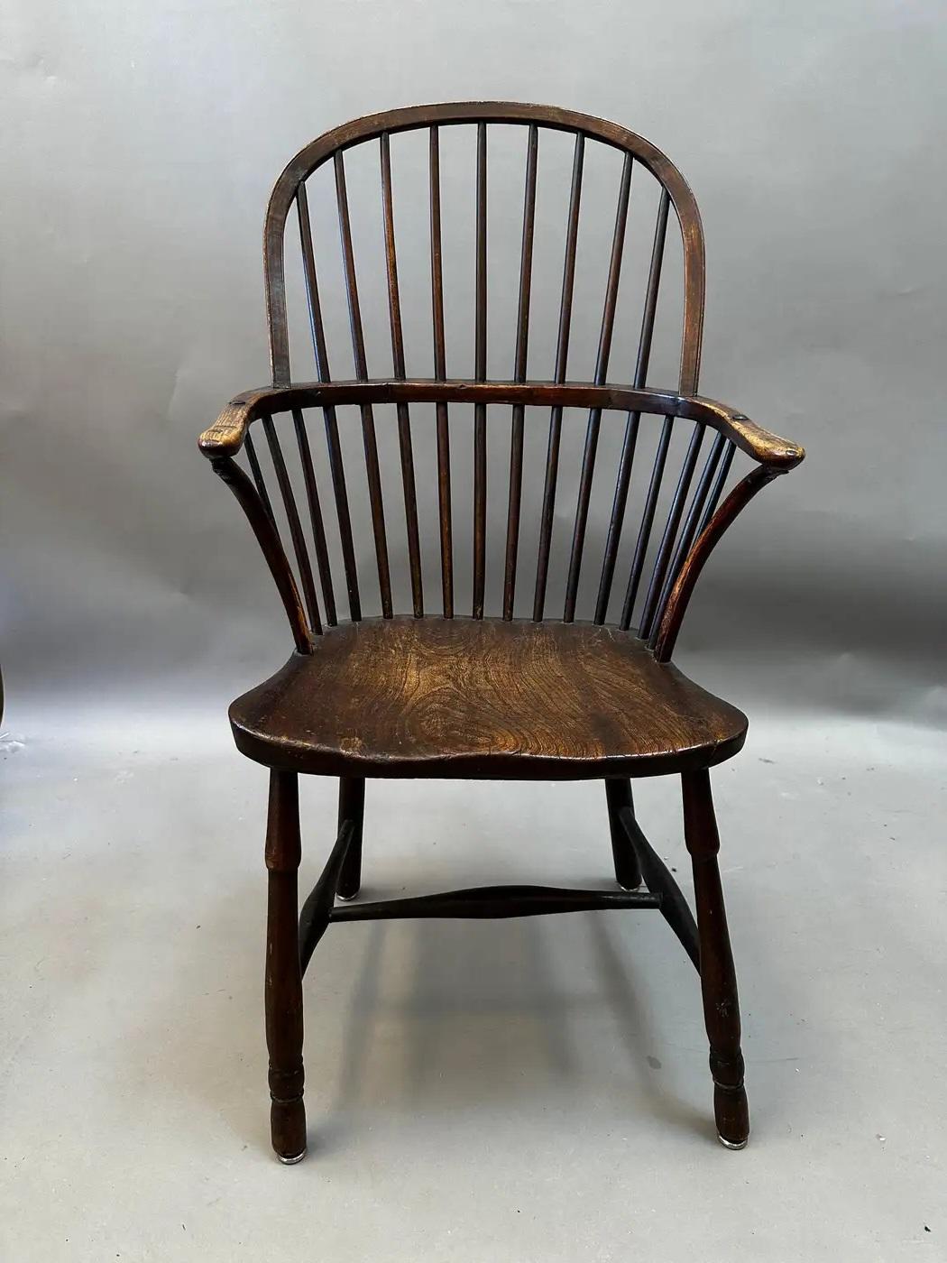 Late 18th Century English Ash and Elm Windsor Armchair For Sale 3
