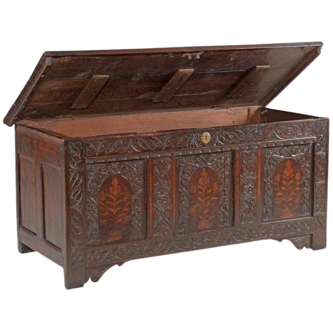 Georgian Late 18th Century English Carved Oak Blanket Chest For Sale