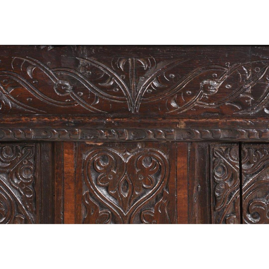 Late 18th Century English Carved Oak Blanket Chest For Sale 2