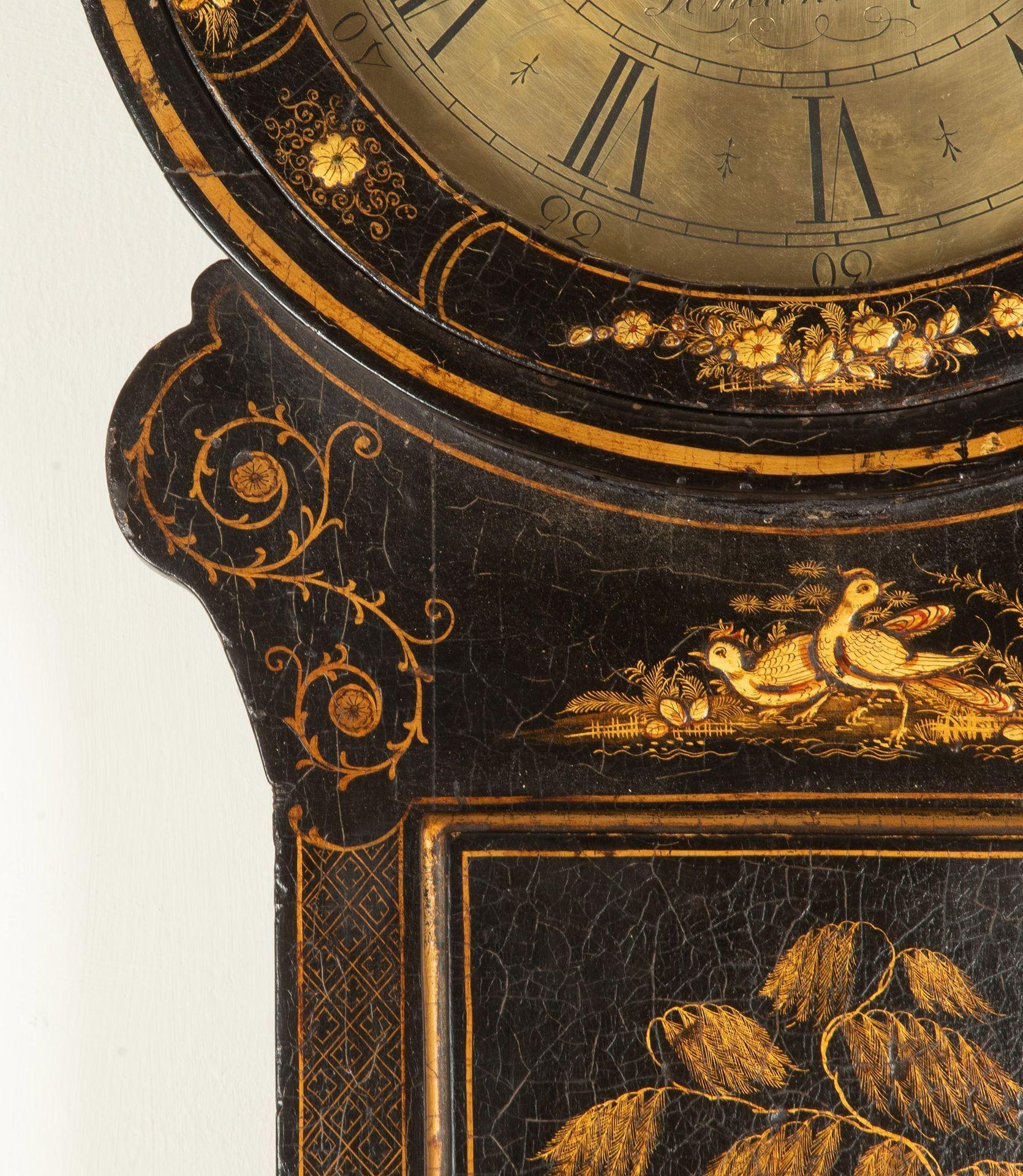 Late 18th Century English Chinoiserie Tavern Clock In Good Condition For Sale In Gloucestershire, GB