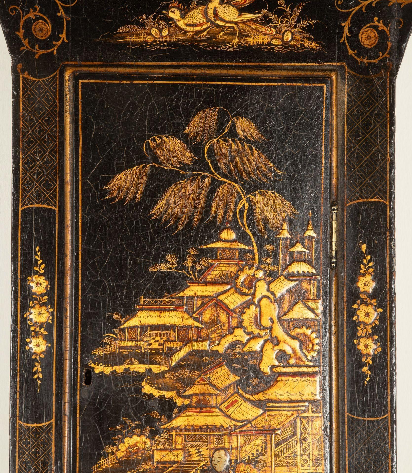 Late 18th Century English Chinoiserie Tavern Clock For Sale 1