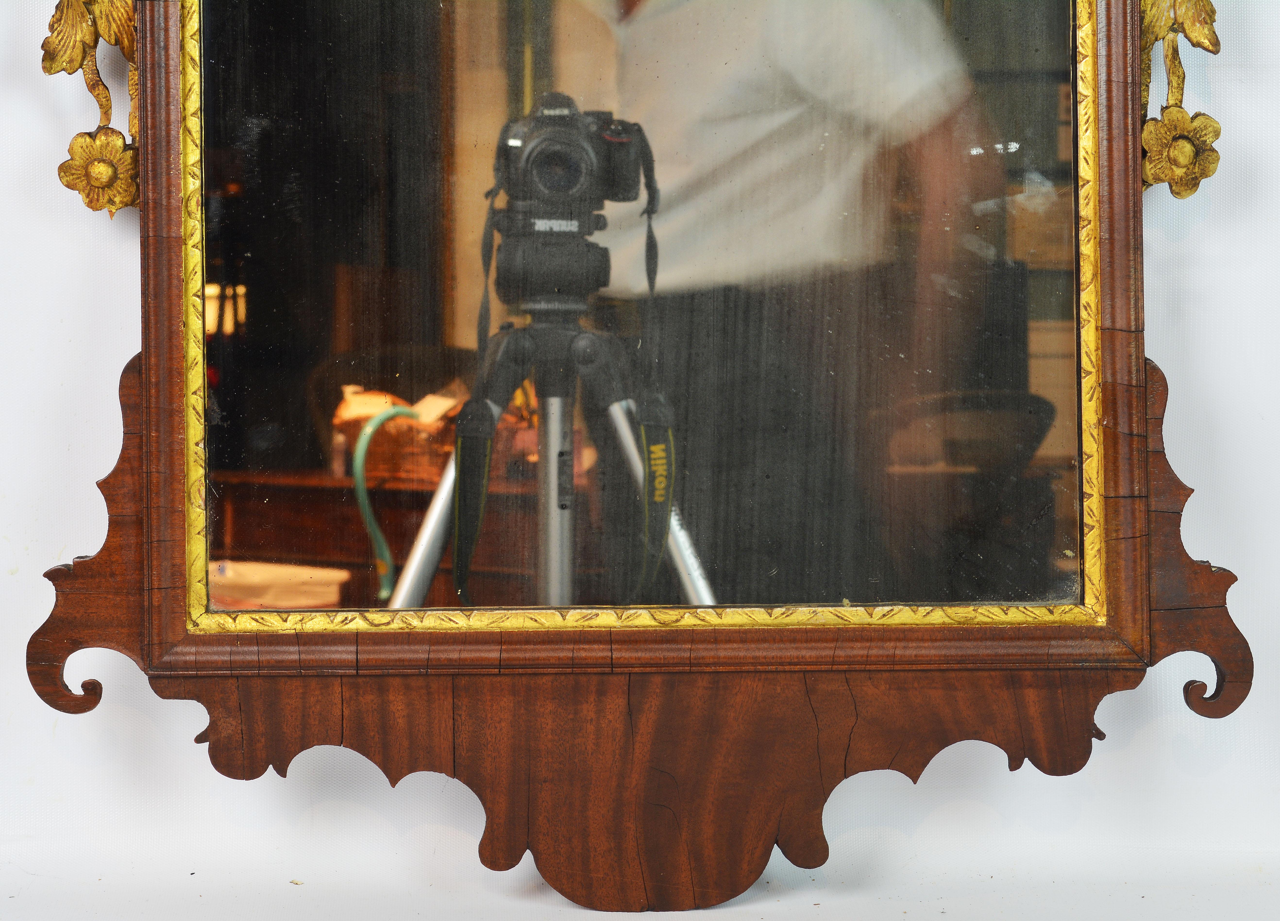 Late 18th Century English Chippendale Carved Mahogany and Parcel Gilt Mirror 3