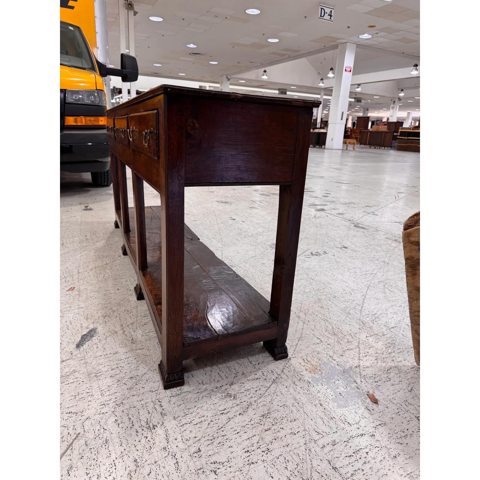 Base per comò inglese della fine del XVIII secolo in vendita 1