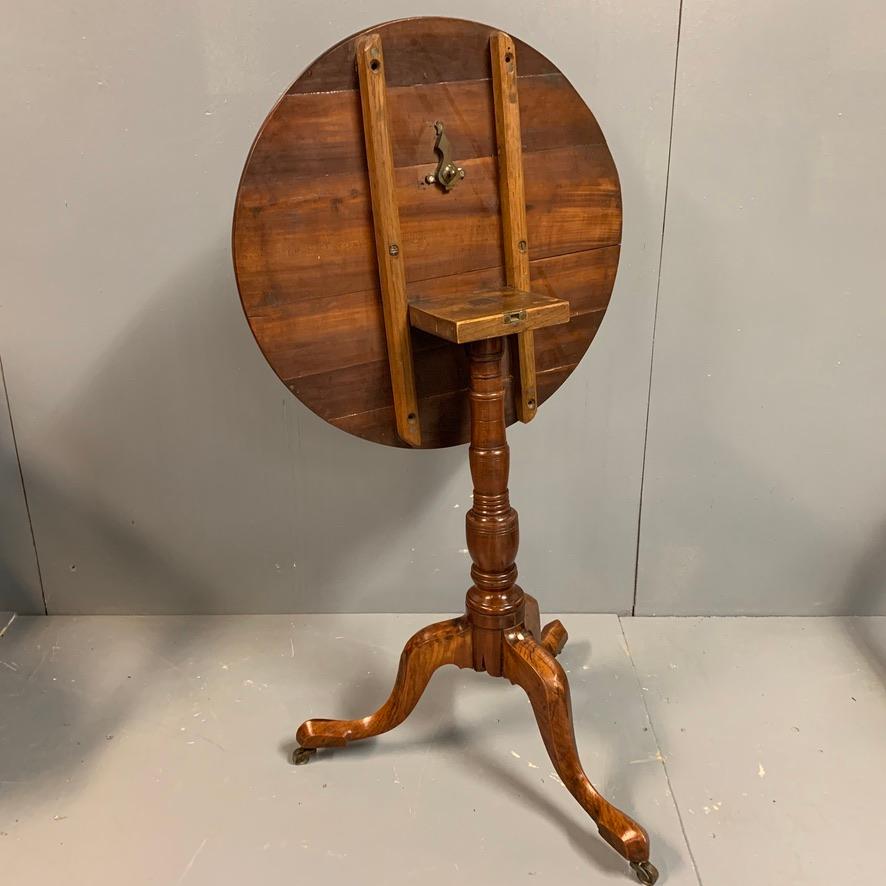 Late 18th Century English Fruitwood Tilt-Top Table with Original Castors 3