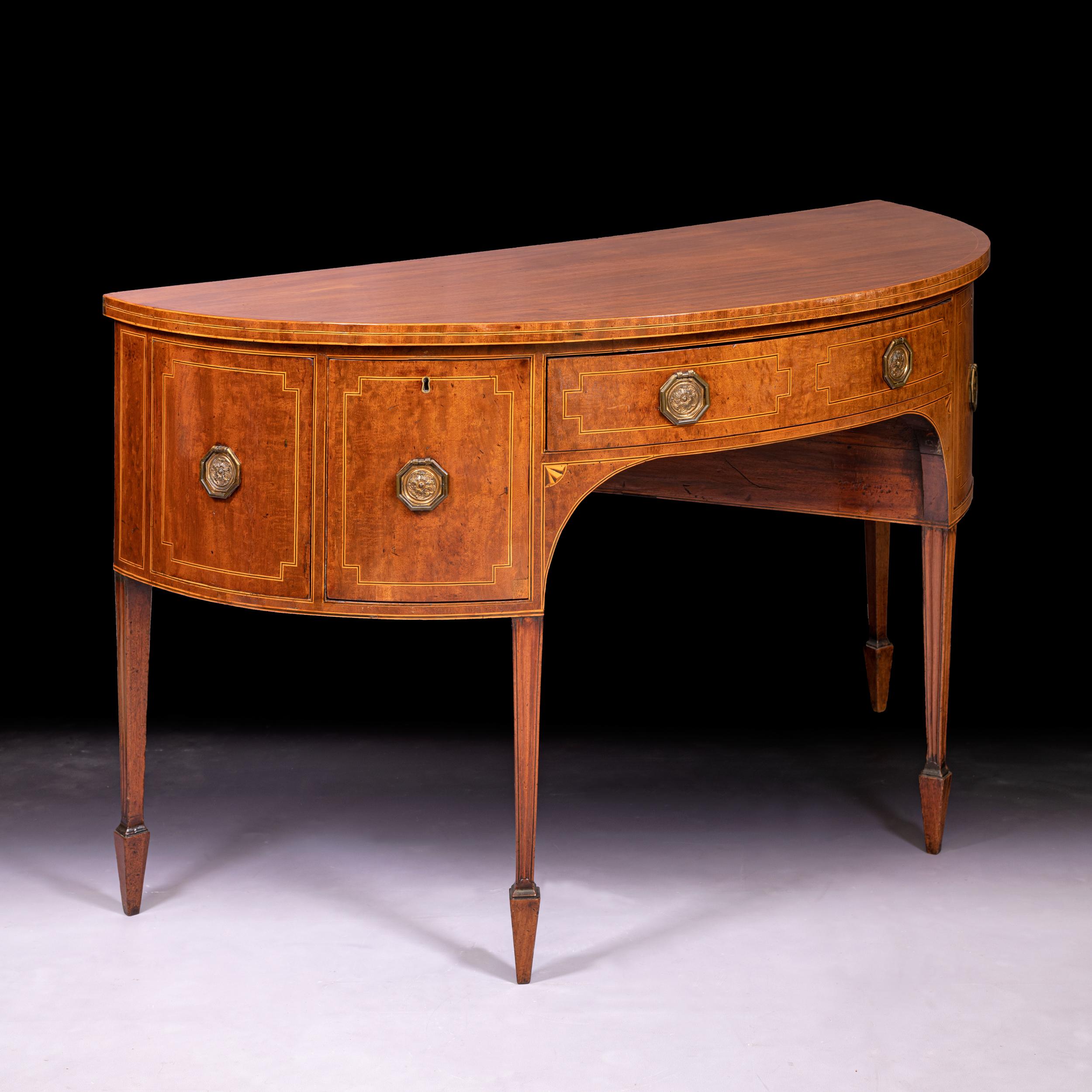 Late 18th Century English Georgian Mahogany Bow Fronted Sideboard For Sale 1
