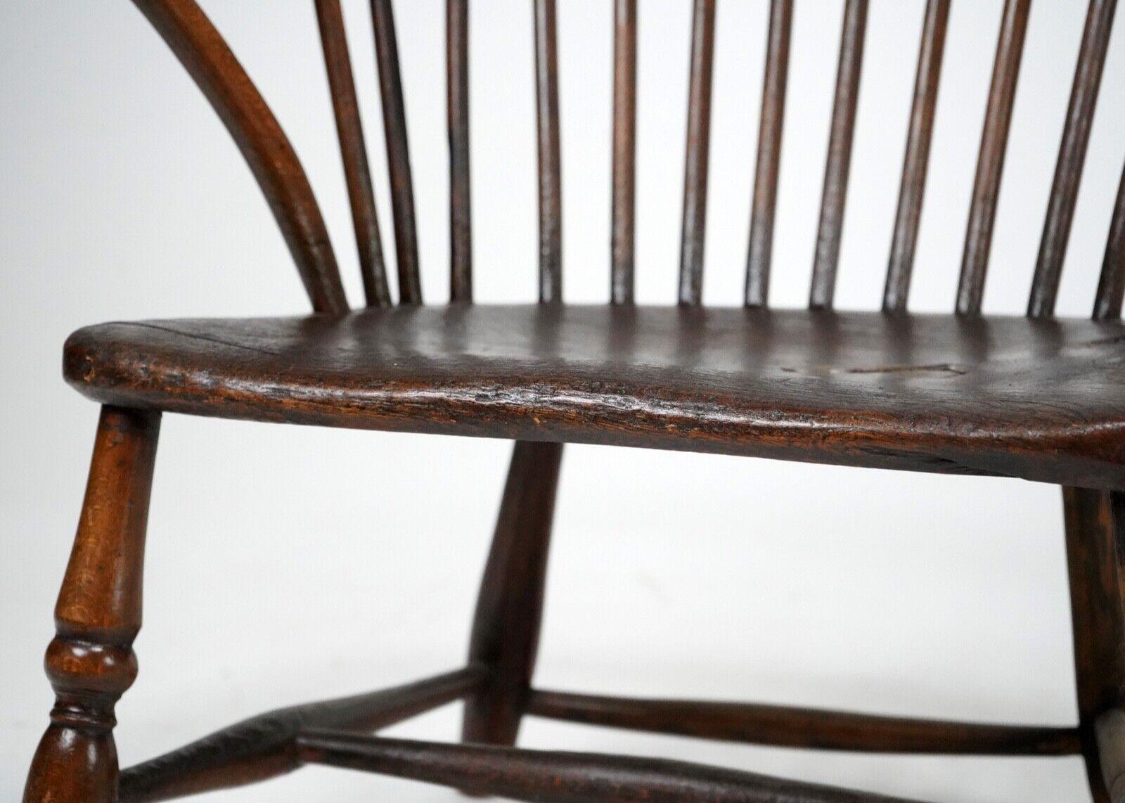 Late 18th Century English Hoop Back Windsor Chair 4