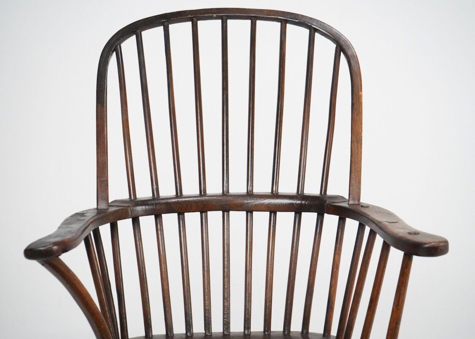 Late 18th Century English Hoop Back Windsor Chair 5
