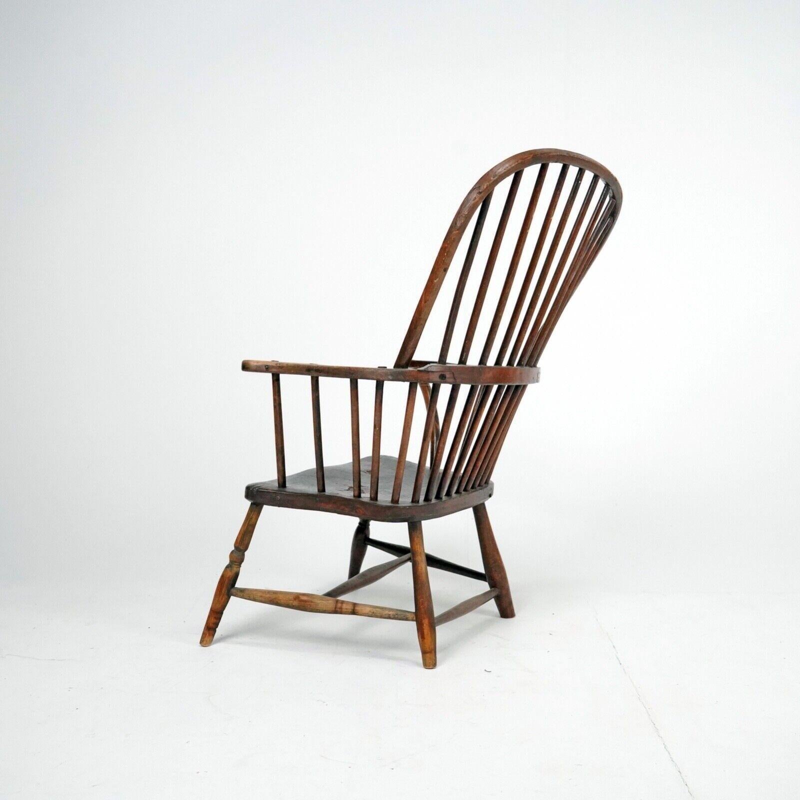 Late 18th Century English Hoop Back Windsor Chair In Good Condition In Dorchester, GB