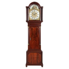 Orologio a cassa lunga inglese della fine del XVIII secolo con fasi lunari, Manchester, circa 1780