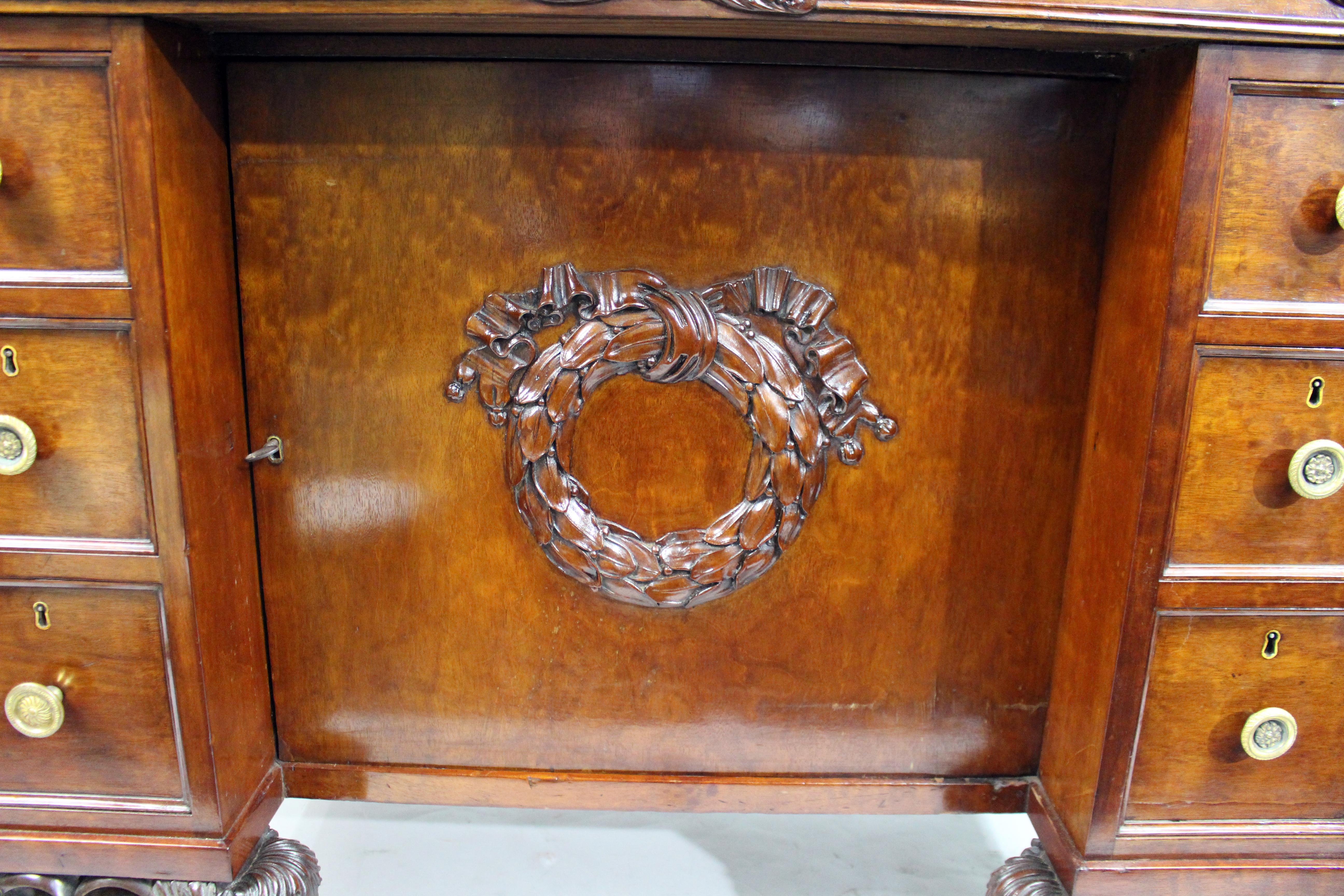 Late 18th Century English Mahogany Desk with Carved Paw Feet For Sale 7