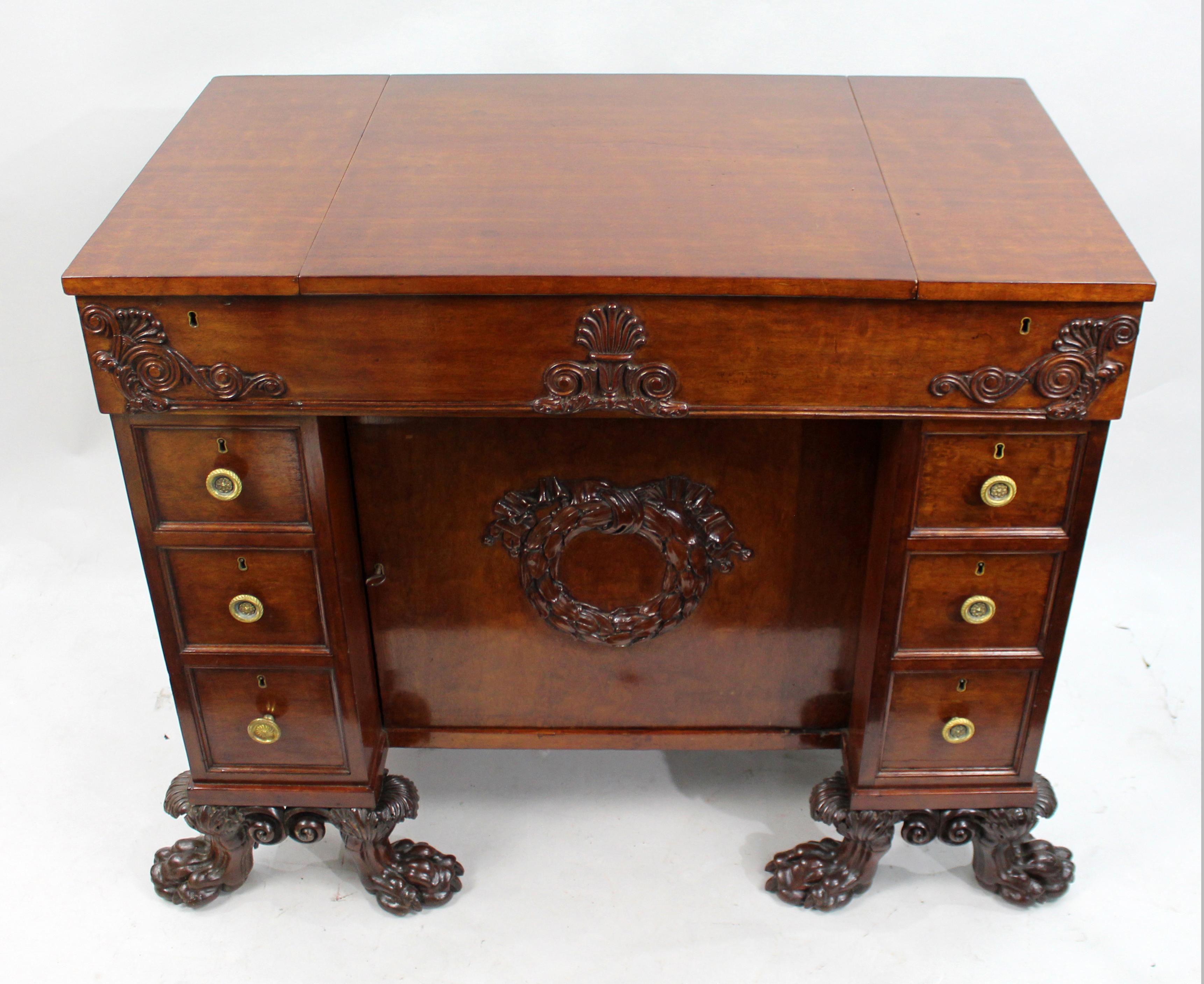 British Late 18th Century English Mahogany Desk with Carved Paw Feet For Sale
