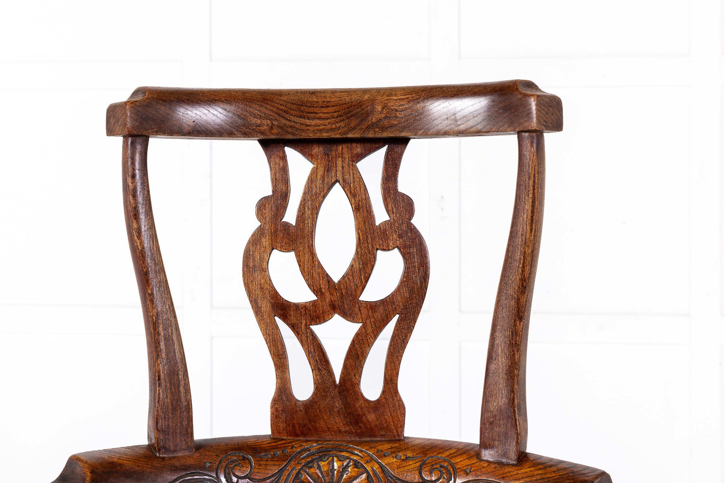 Late 18th Century English Oak Corner Chair In Good Condition For Sale In Gloucestershire, GB