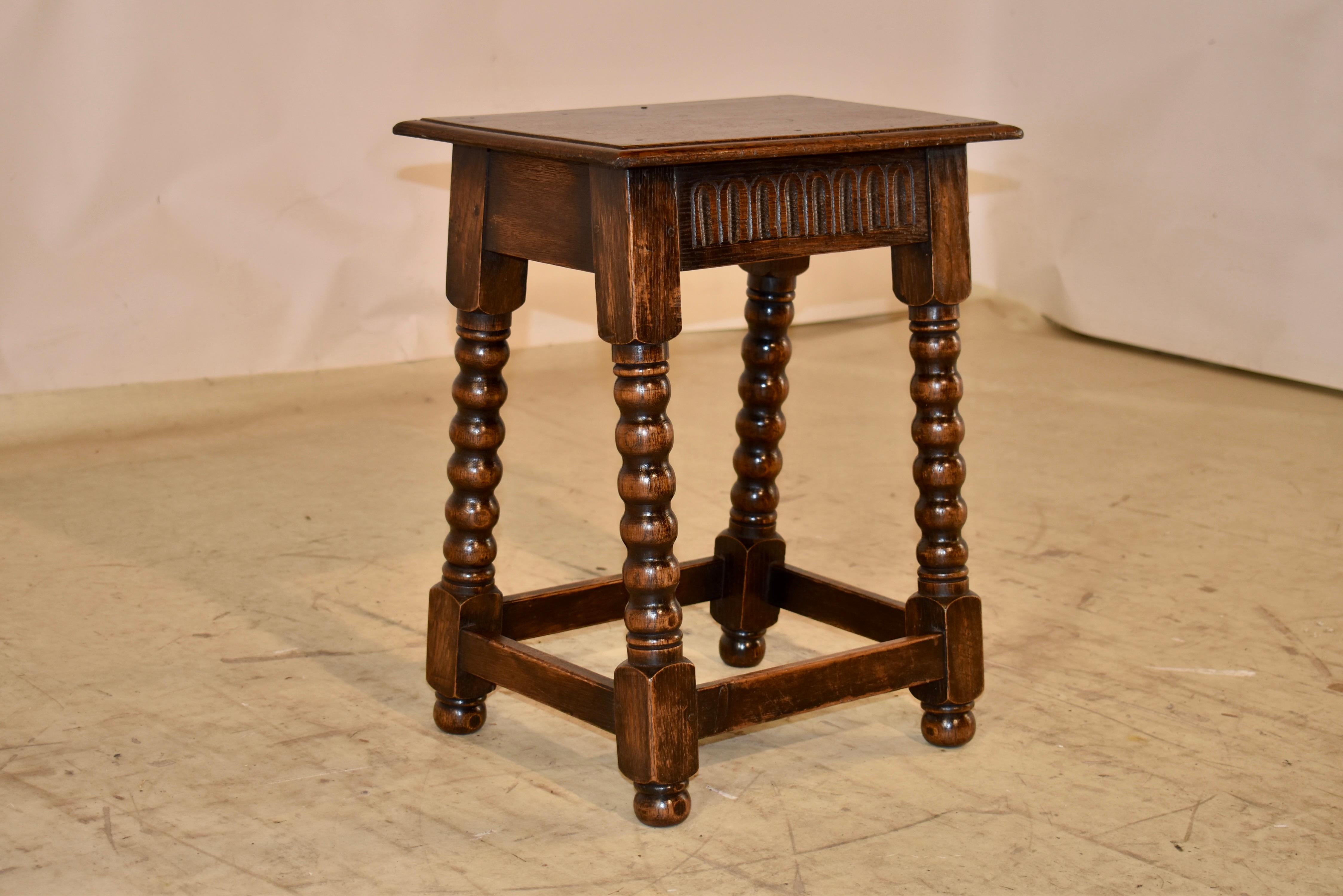 Englischer Hocker aus Eiche des späten 18. (George III.) im Angebot