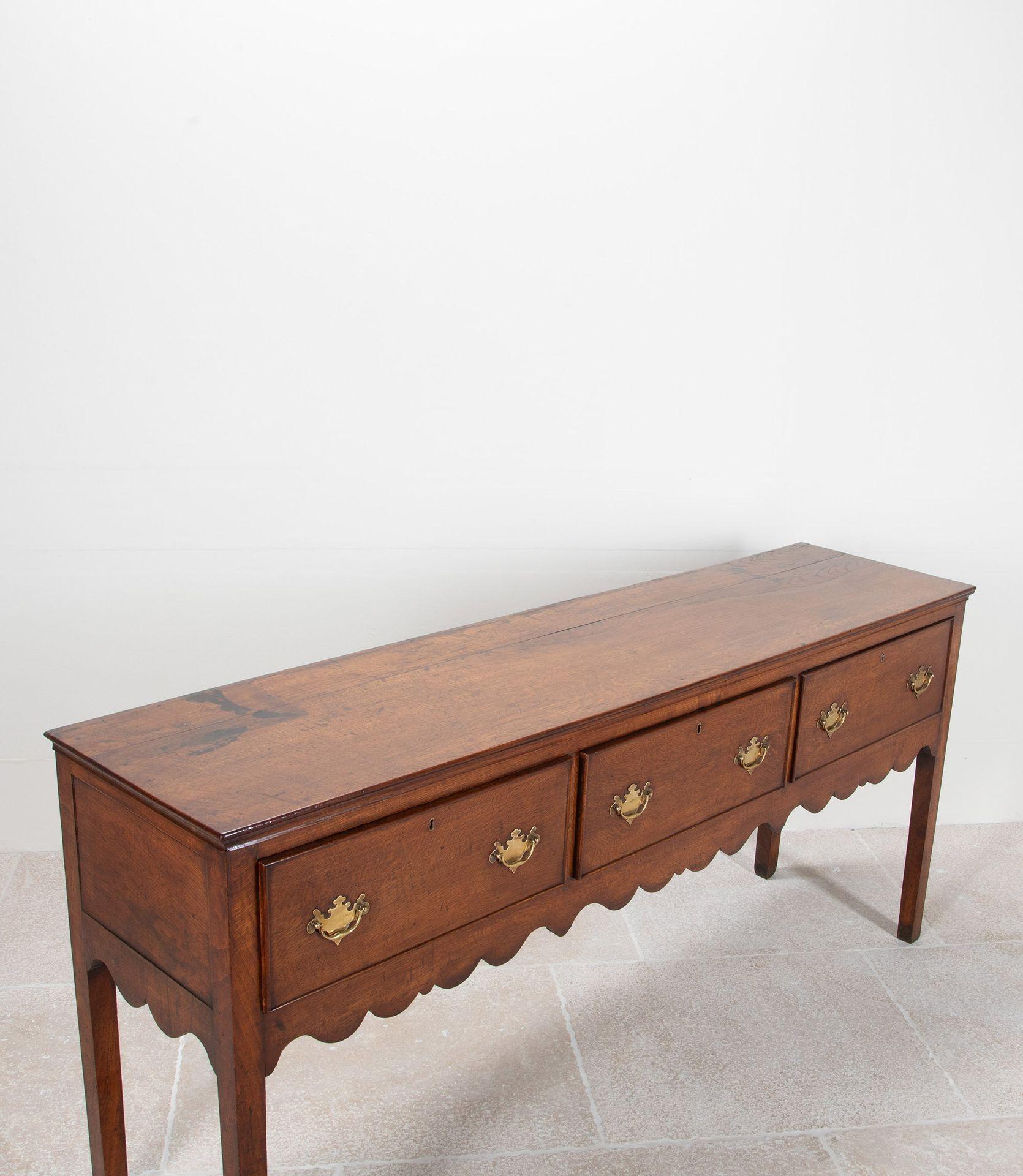 Late 18th Century English Oak Side Table 1
