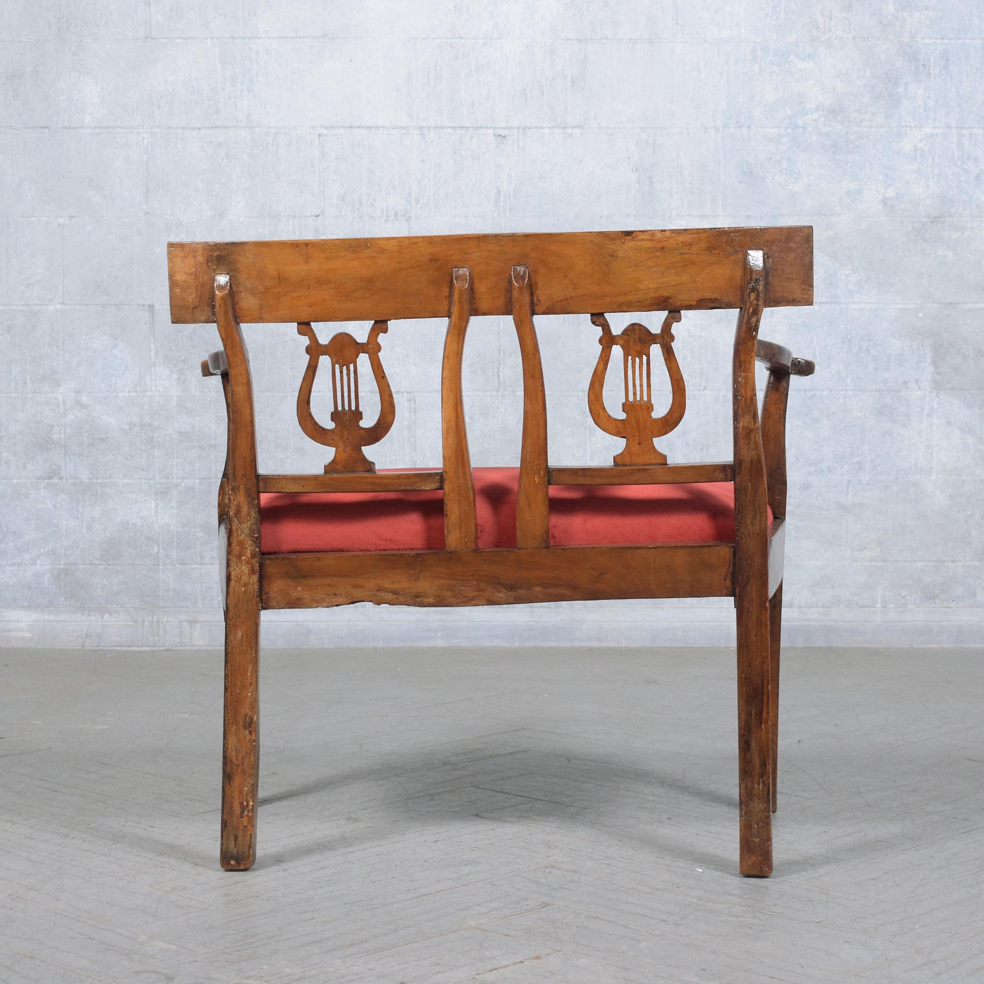 Late 18th-Century English Walnut Bench: Historical Craftsmanship Restored For Sale 6