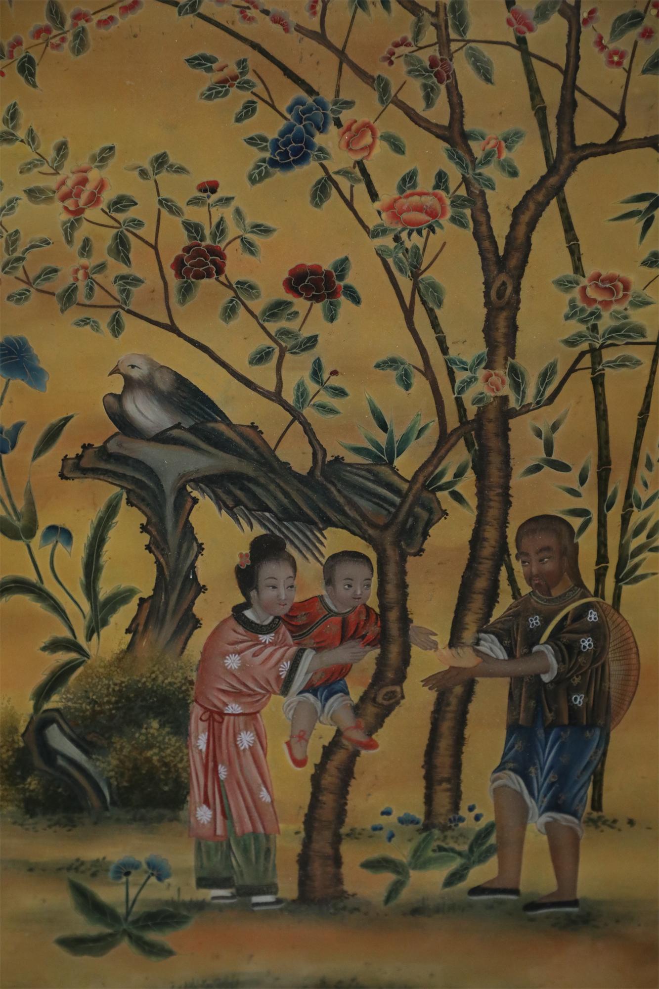 Late 18th Century Framed Chinese Glass Back Painted Scene of a Family For Sale 2