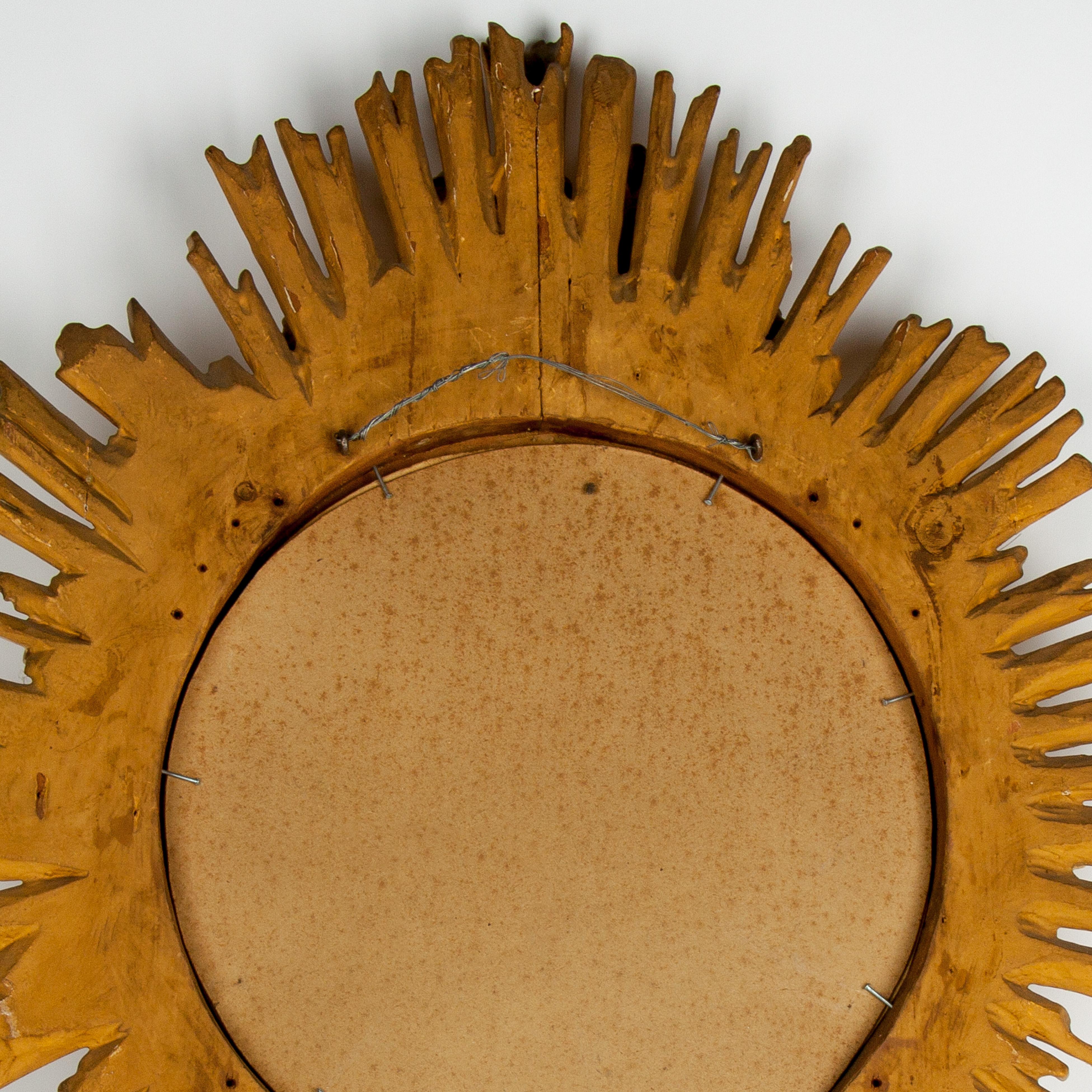 Late 18th Century France Wooden Carved Sunburst Mirror 2