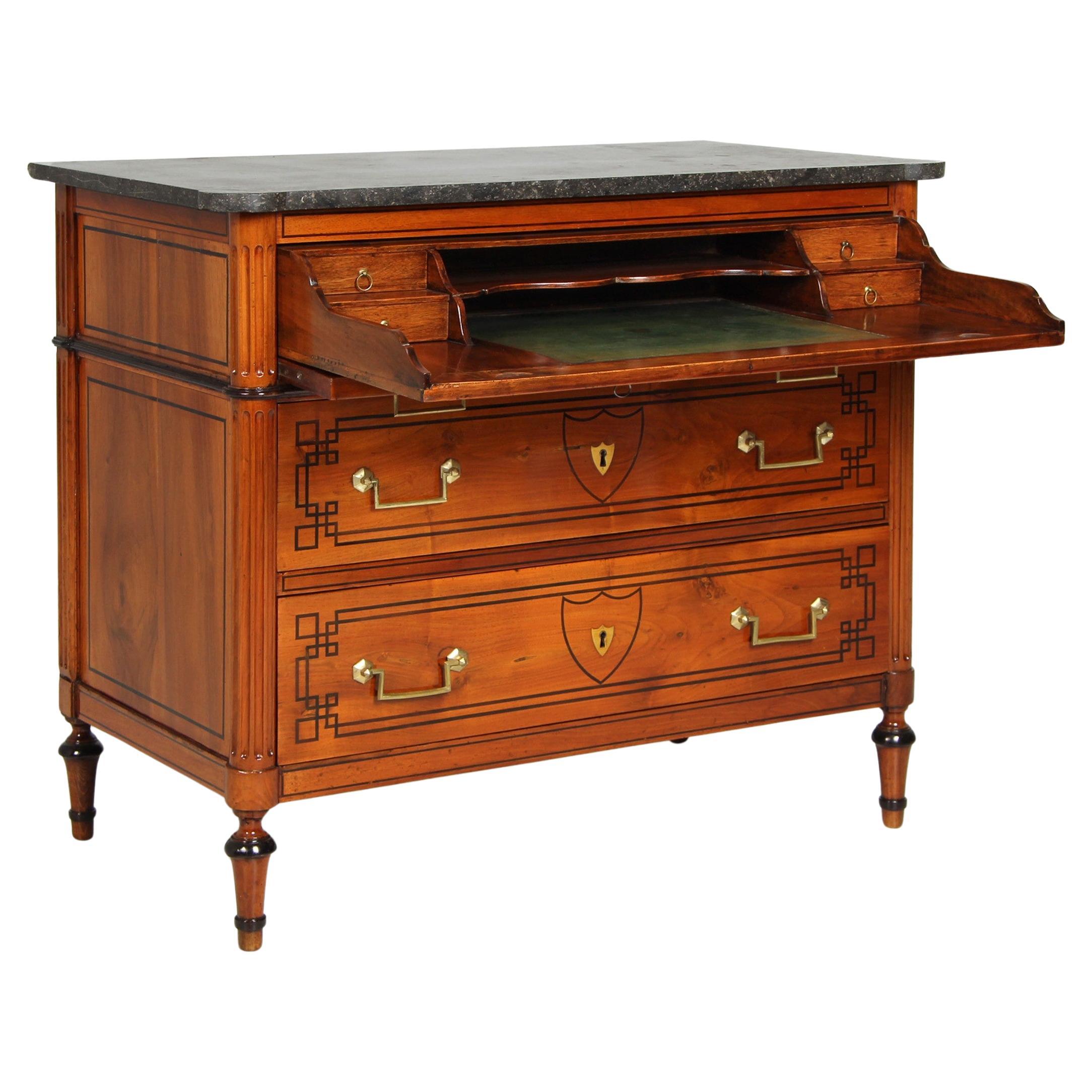 Commode Directoire de la fin du XVIIIe siècle avec compartiment secrétaire en vente