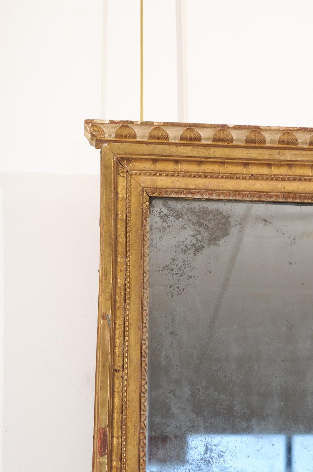 Specchio in legno dorato del tardo XVIII secolo francese Directoire ca. 1795 in vendita 5
