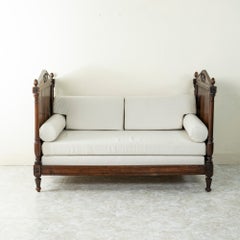 Late 18th Century French Directoire Period Hand Carved Walnut Daybed