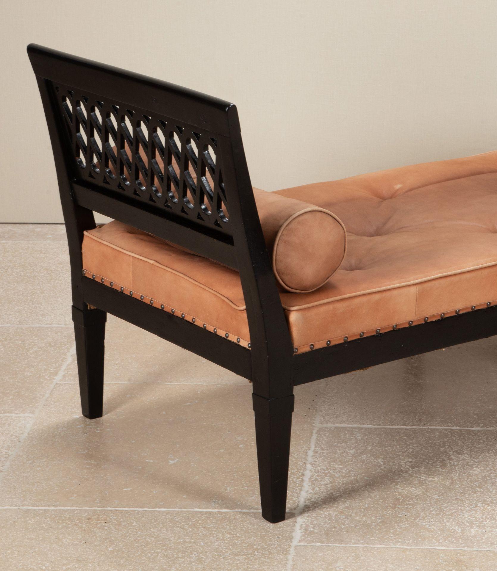 Late 18th Century French Ebonised Daybed For Sale 3