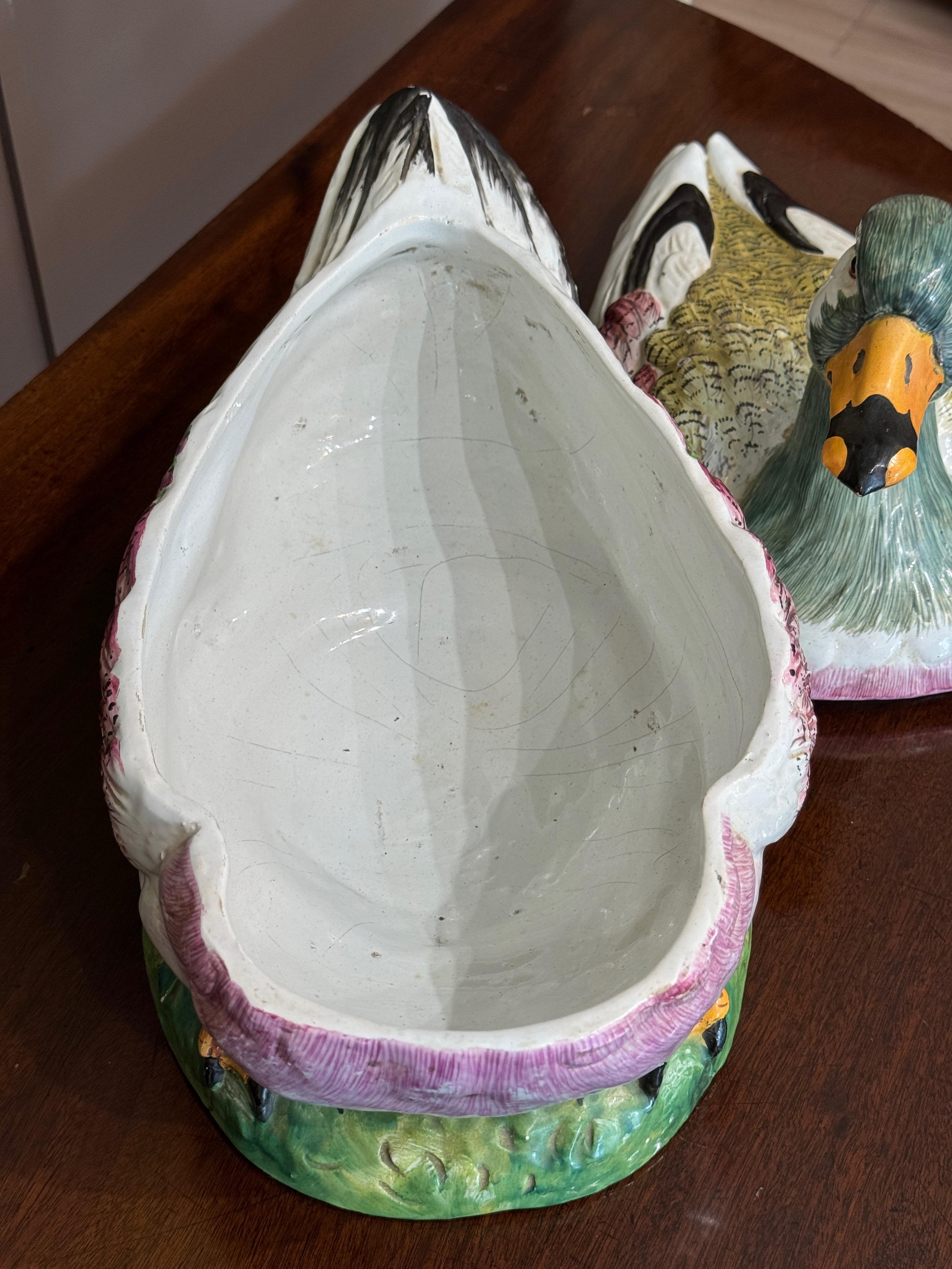 Soupière à canard en céramique émaillée française de la fin du XVIIIe siècle en vente 3