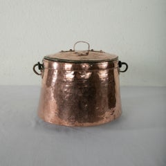 Late 18th Century French Hand Hammered Copper Pot with Lid and Iron Handle