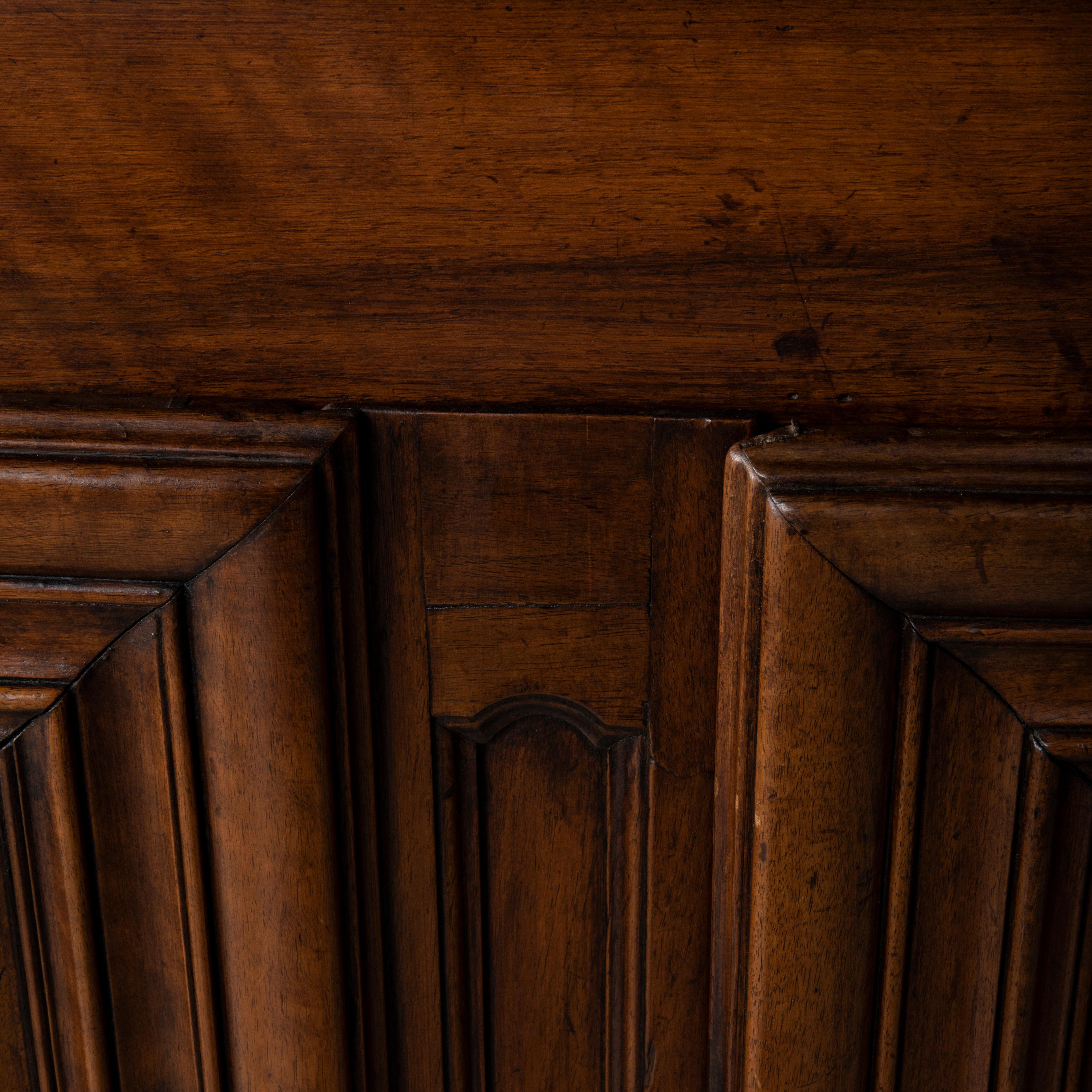 Late 18th Century French Louis XIV Style Walnut Buffet, Sideboard 11