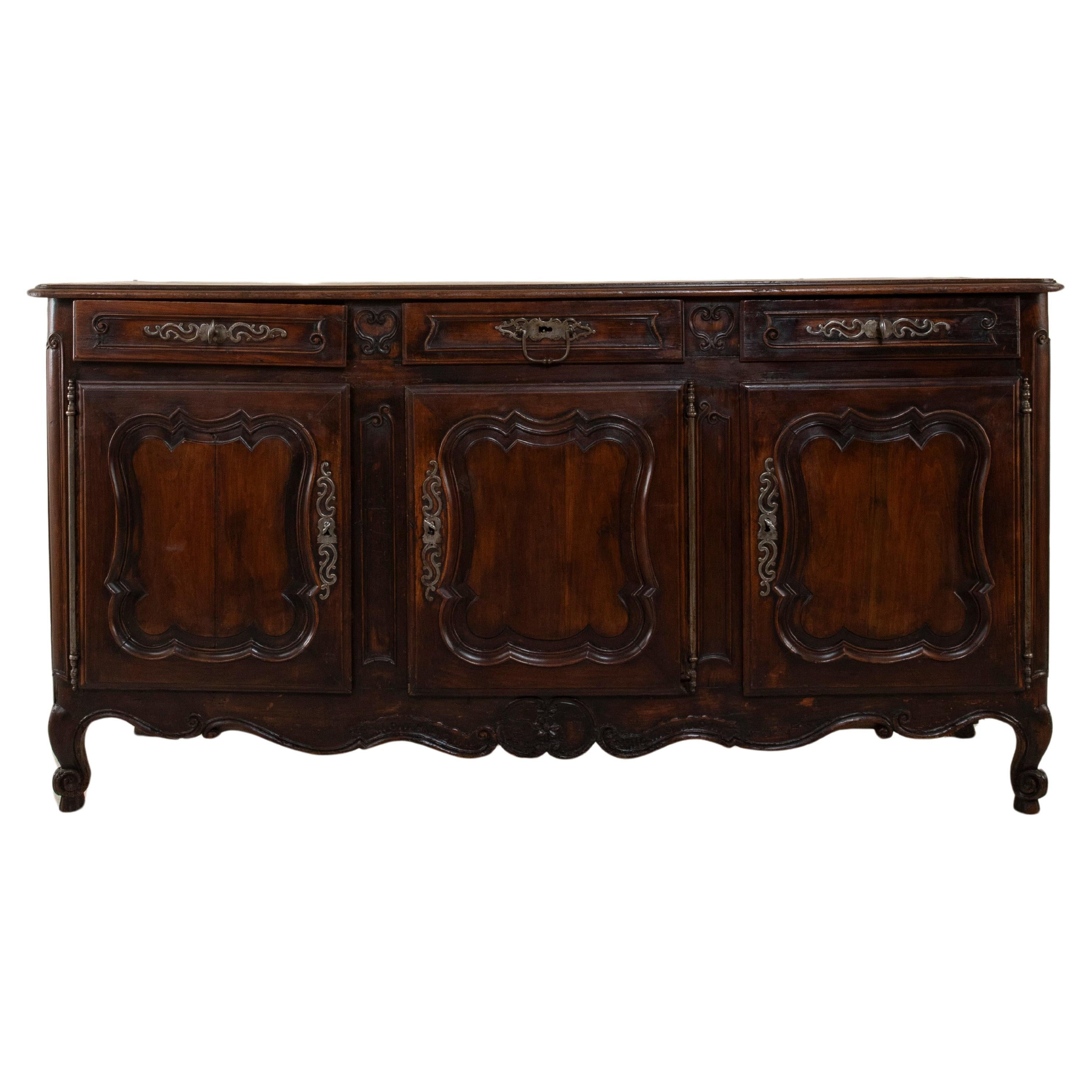 Late 18th Century French Louis XV Style Hand Carved Oak Enfilade or Sideboard For Sale