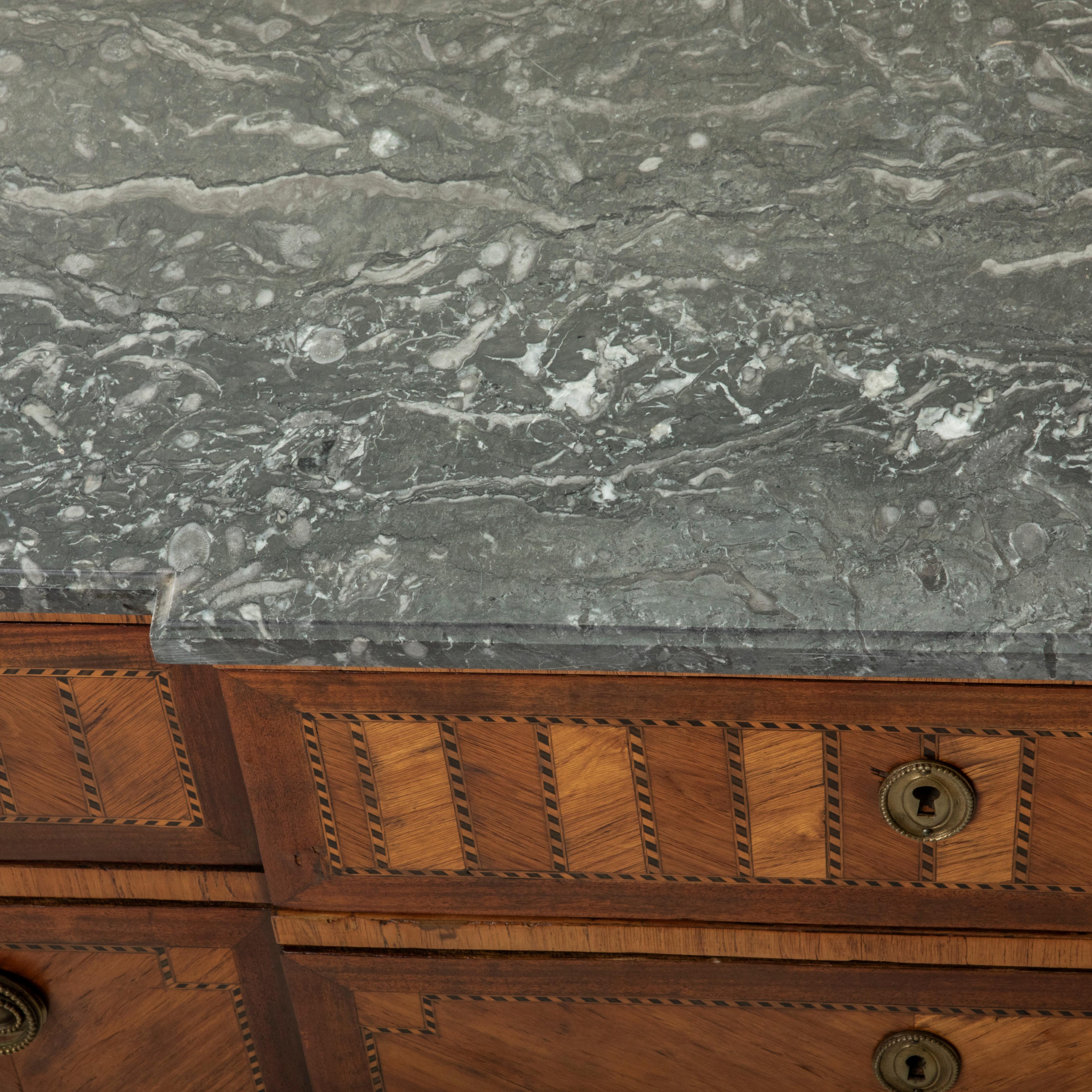 Late 18th Century French Louis XVI Period Marquetry Commode, Chest of Drawers For Sale 14