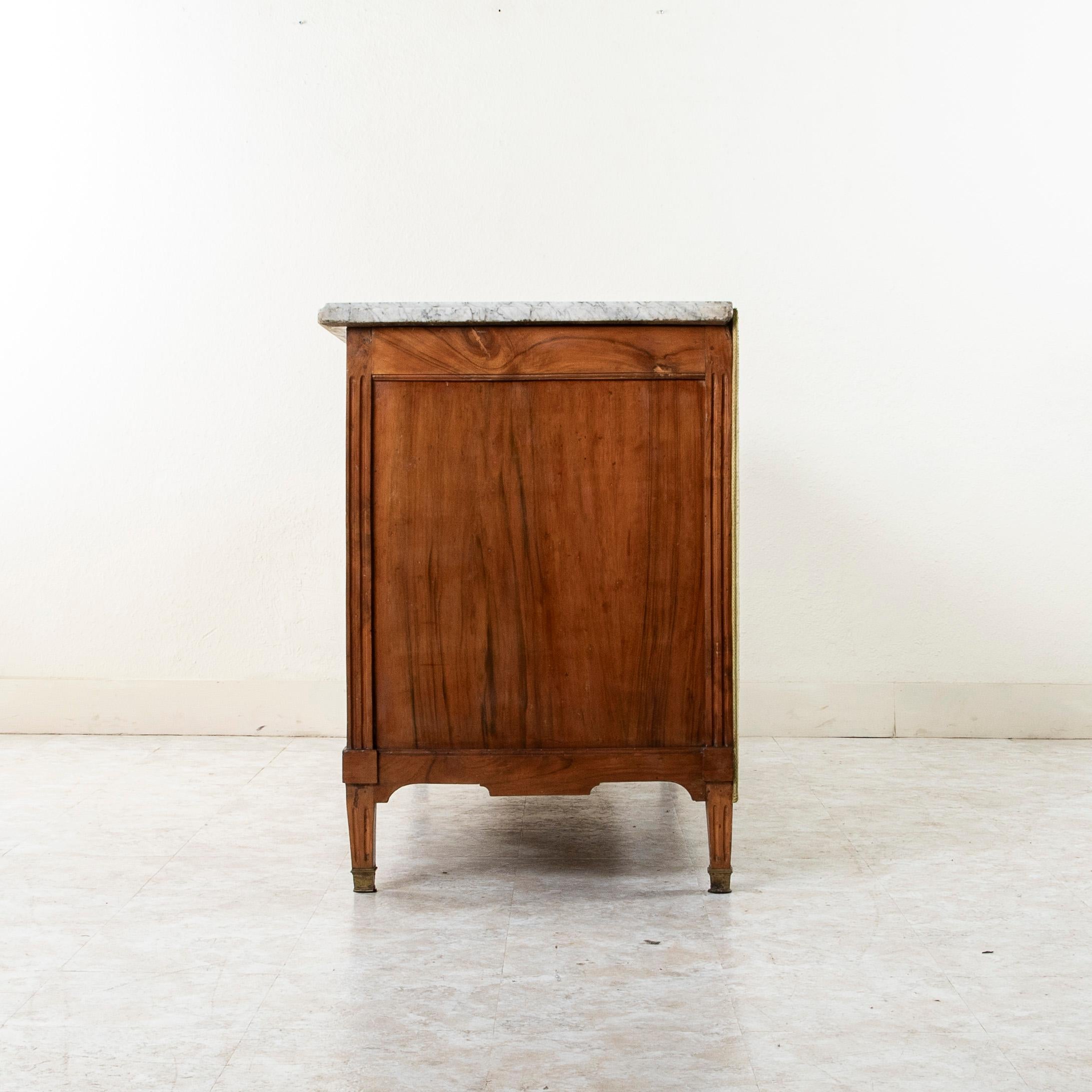 Late 18th Century French Louis XVI Period Walnut and Marble Hunt Buffet For Sale 2