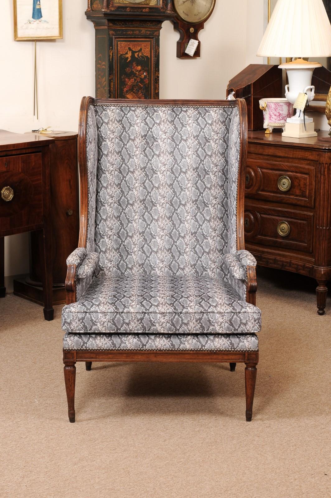 Late 18th Century French Louis XVI Period Walnut Bergere with Tapered Legs & Dow For Sale 8