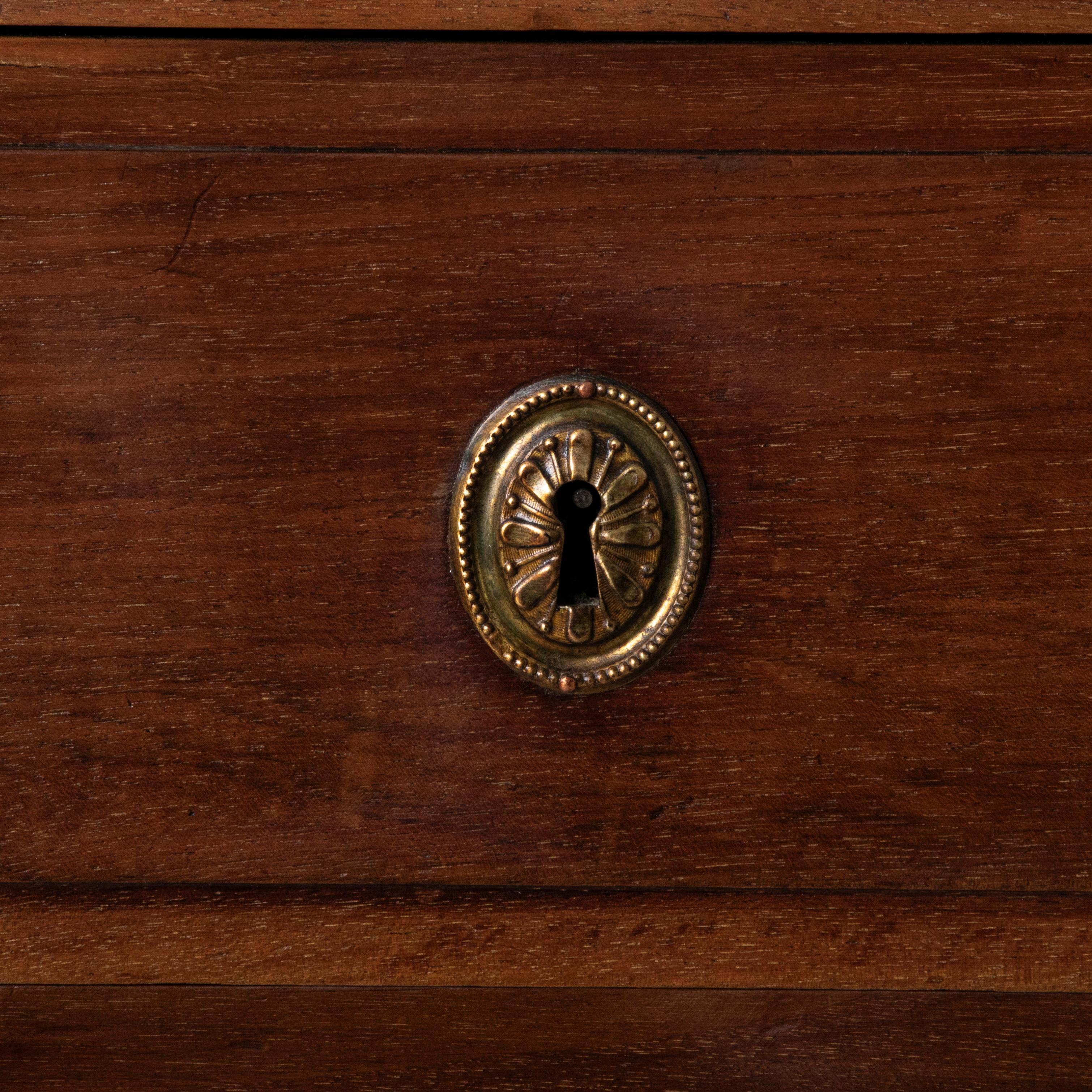 Late 18th Century French Louis XVI Period Walnut Semainier Chest, Bronze Details in vendita 3