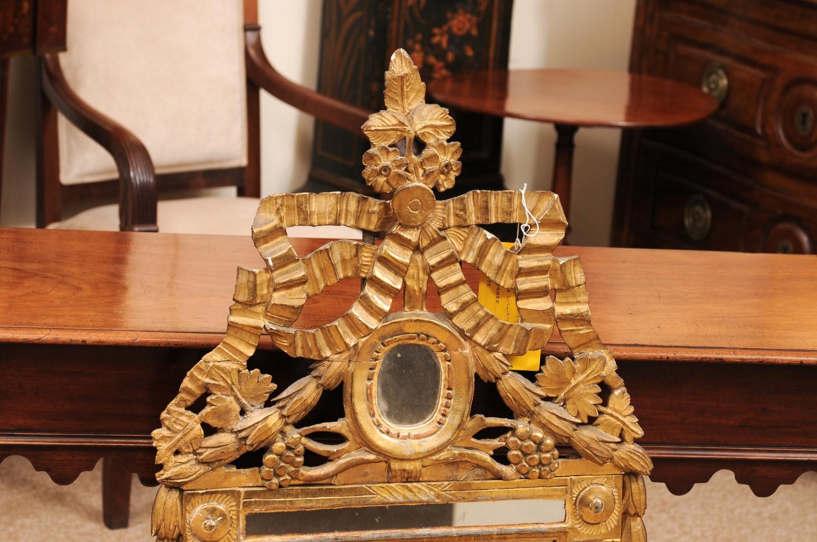 Spätes 18. Jahrhundert Französisch Louis XVI provenzalischen Giltwood Spiegel im Zustand „Relativ gut“ im Angebot in Atlanta, GA