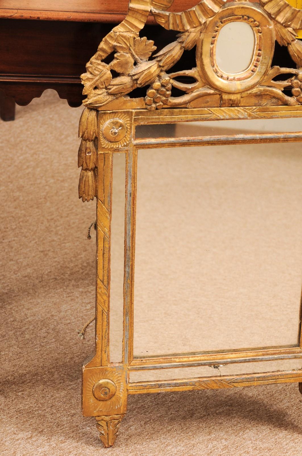 Spätes 18. Jahrhundert Französisch Louis XVI provenzalischen Giltwood Spiegel (Vergoldetes Holz) im Angebot