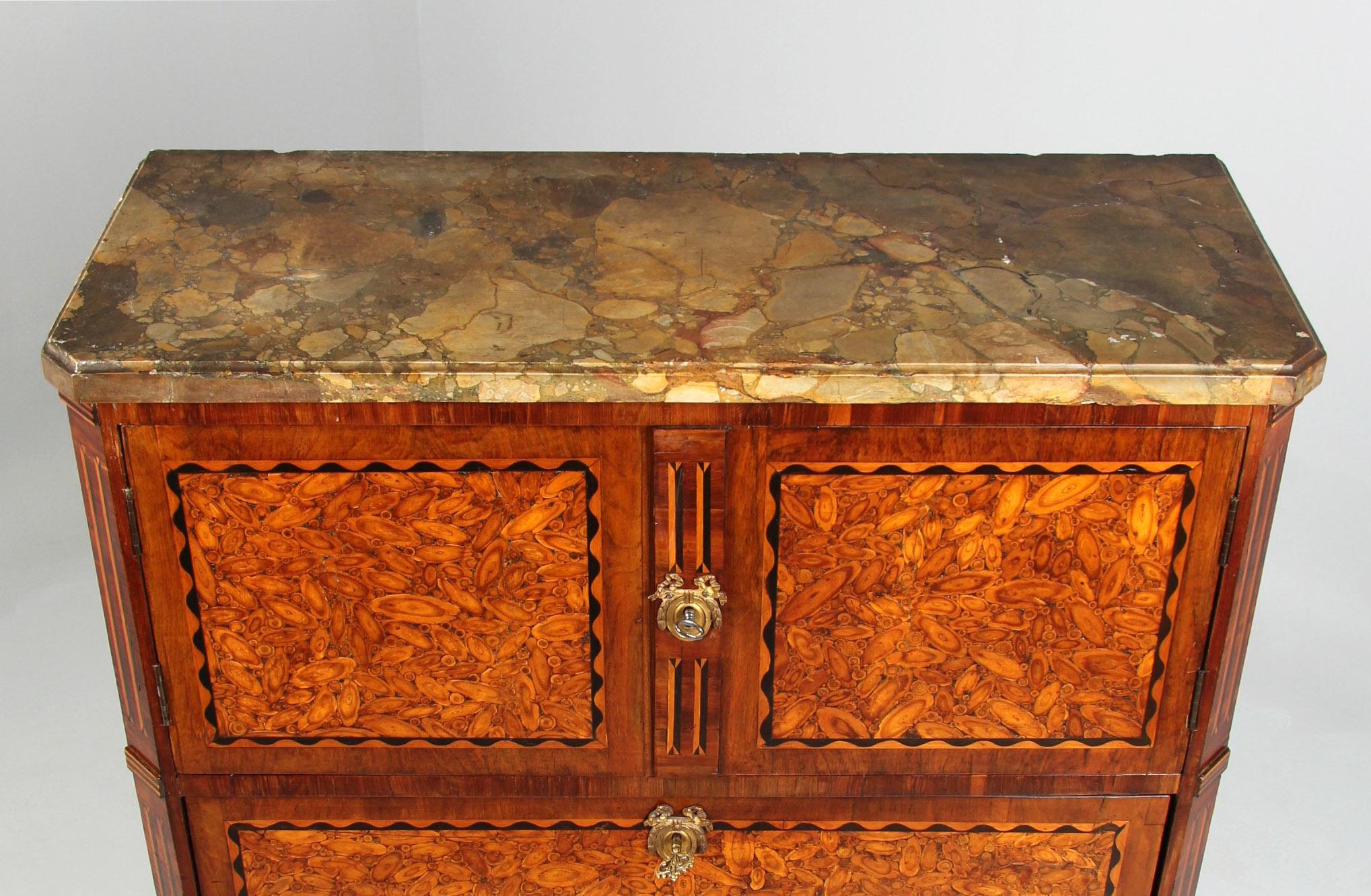 Late 18th Century French Louis XVI Secretaire with Oyster Veneer, circa 1785 8