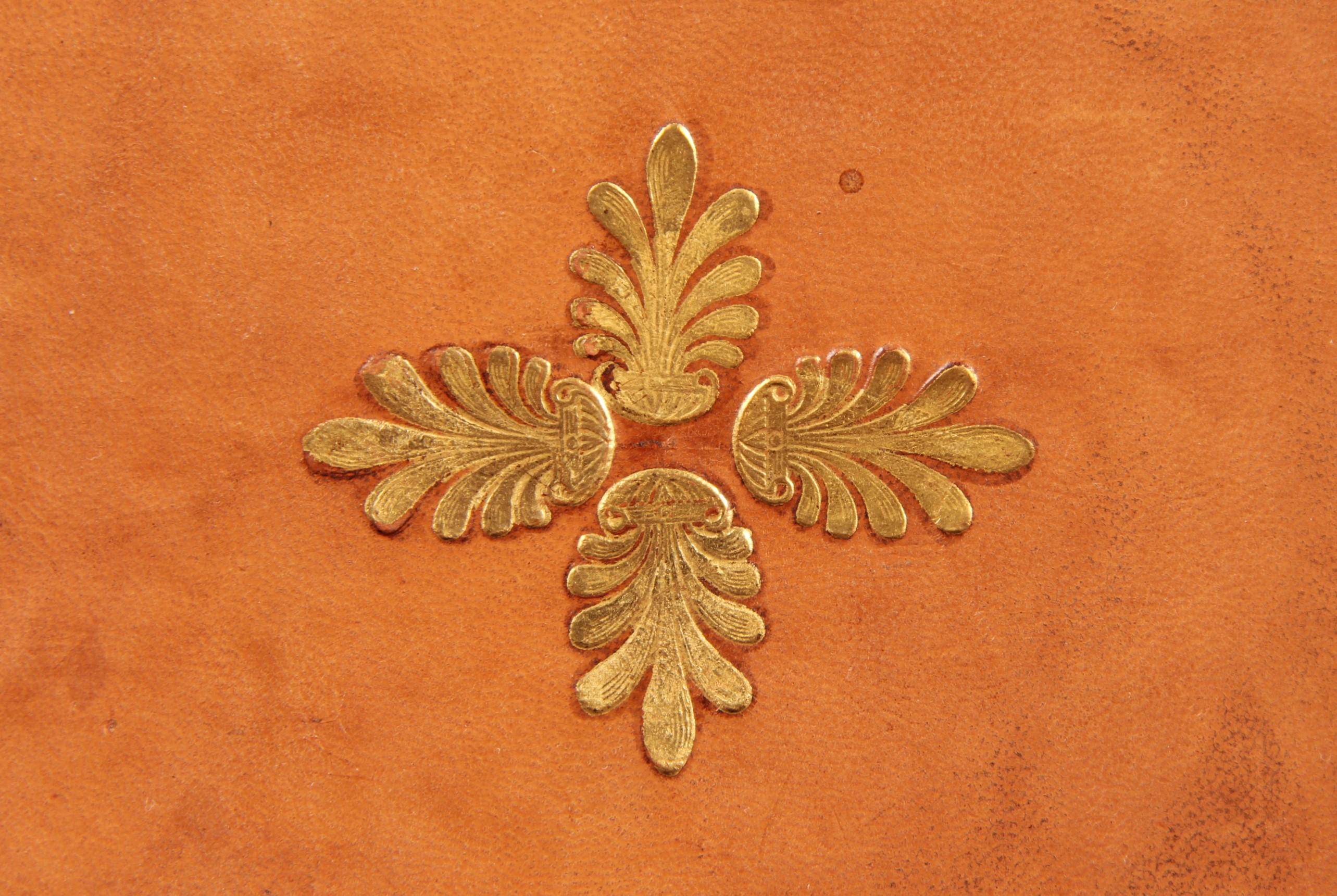 Late 18th Century French Louis XVI Secretaire with Oyster Veneer, circa 1785 5