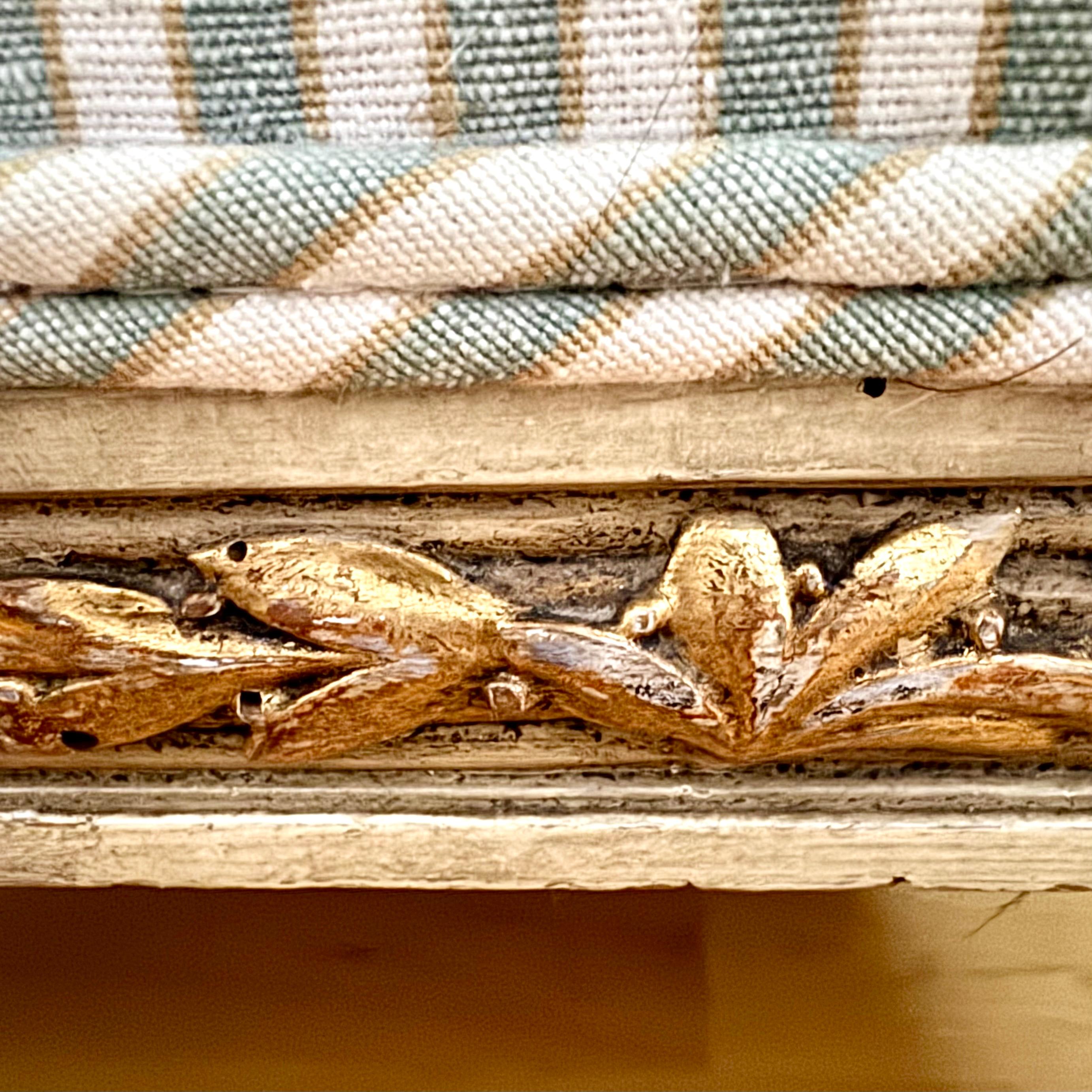 Canapè / Divano imbottito francese Luigi XVI della fine del XVIII secolo 10