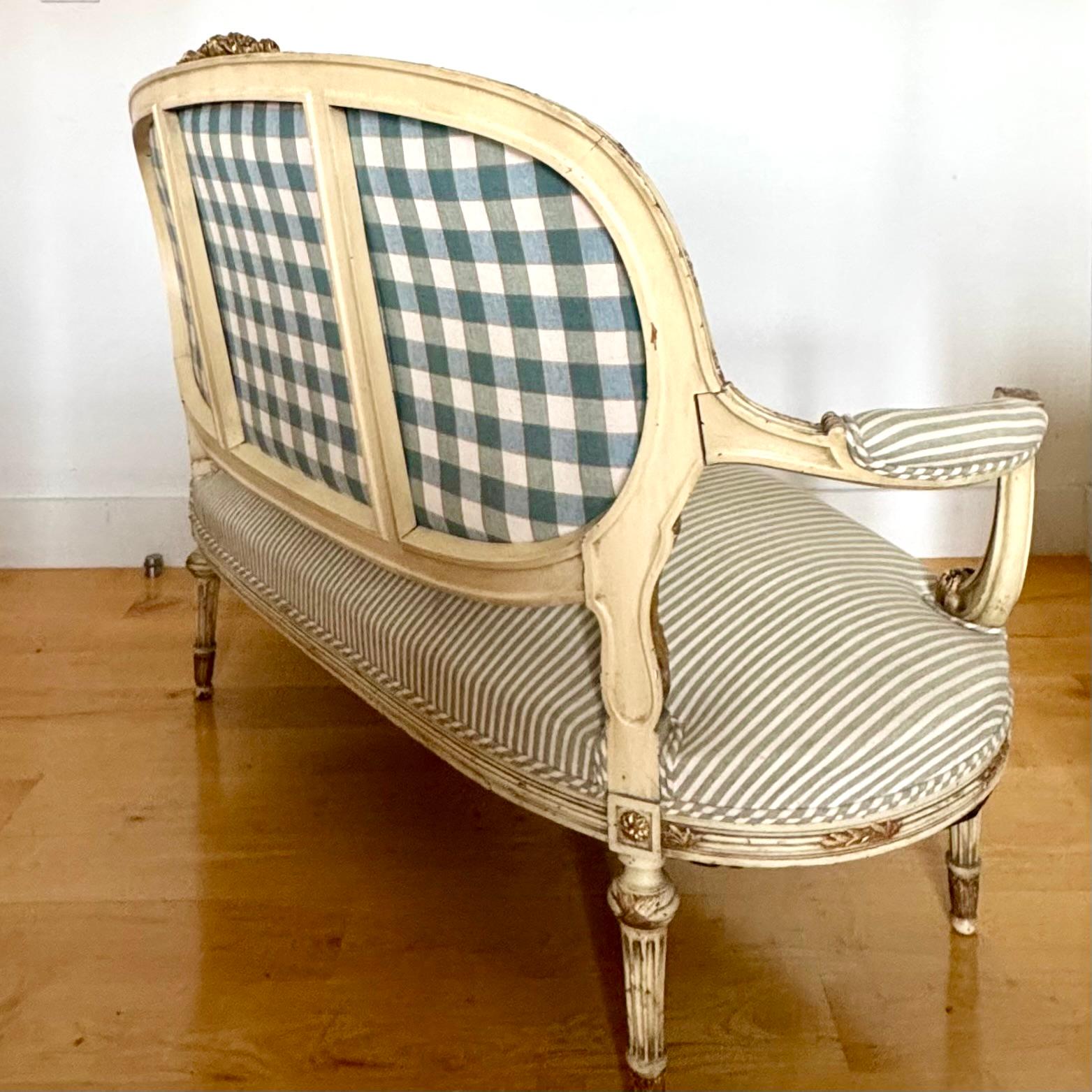 Canapè / Divano imbottito francese Luigi XVI della fine del XVIII secolo 2