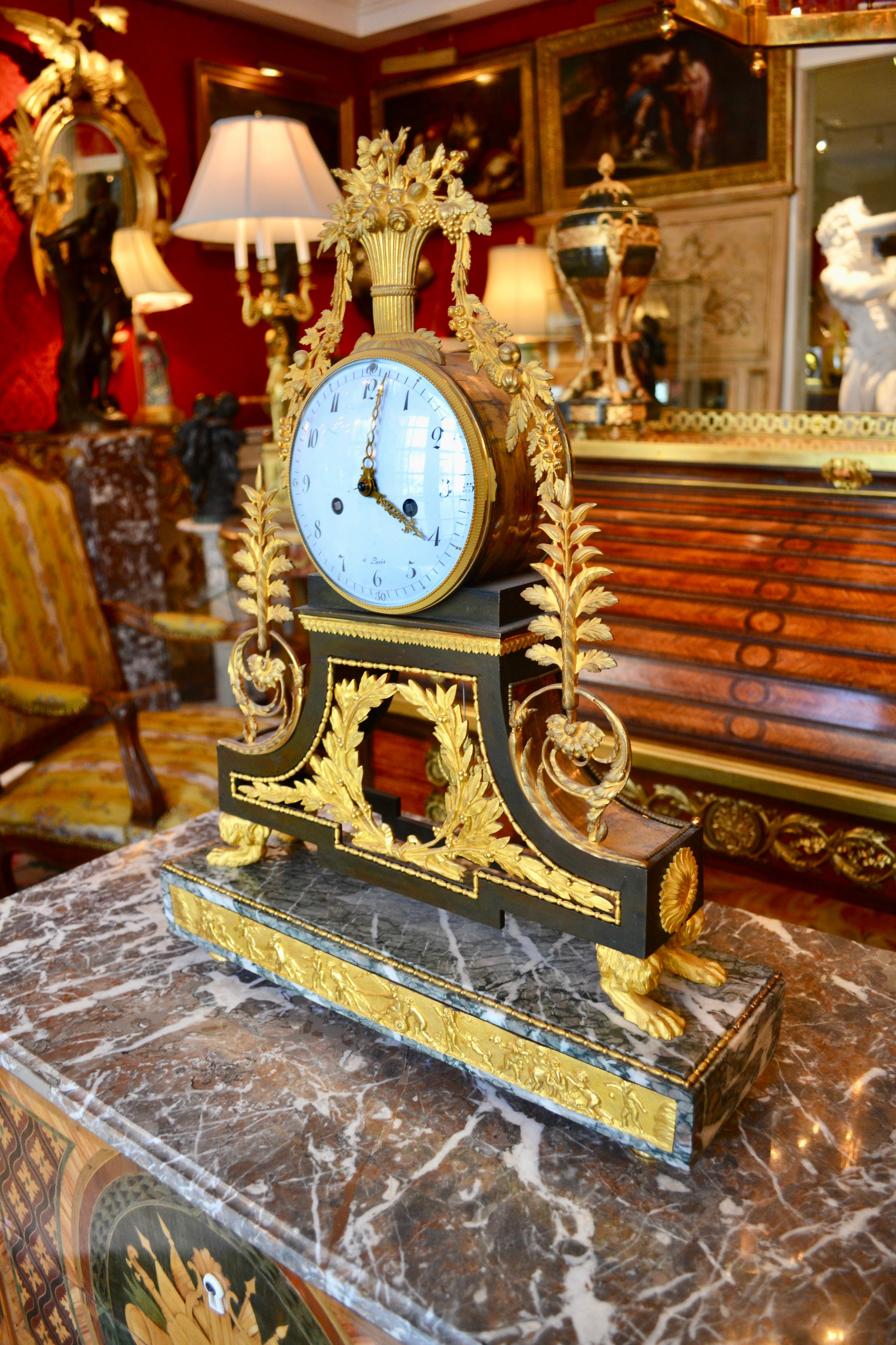 Late 18th Century French Marble and Gilt Bronze Clock For Sale 7