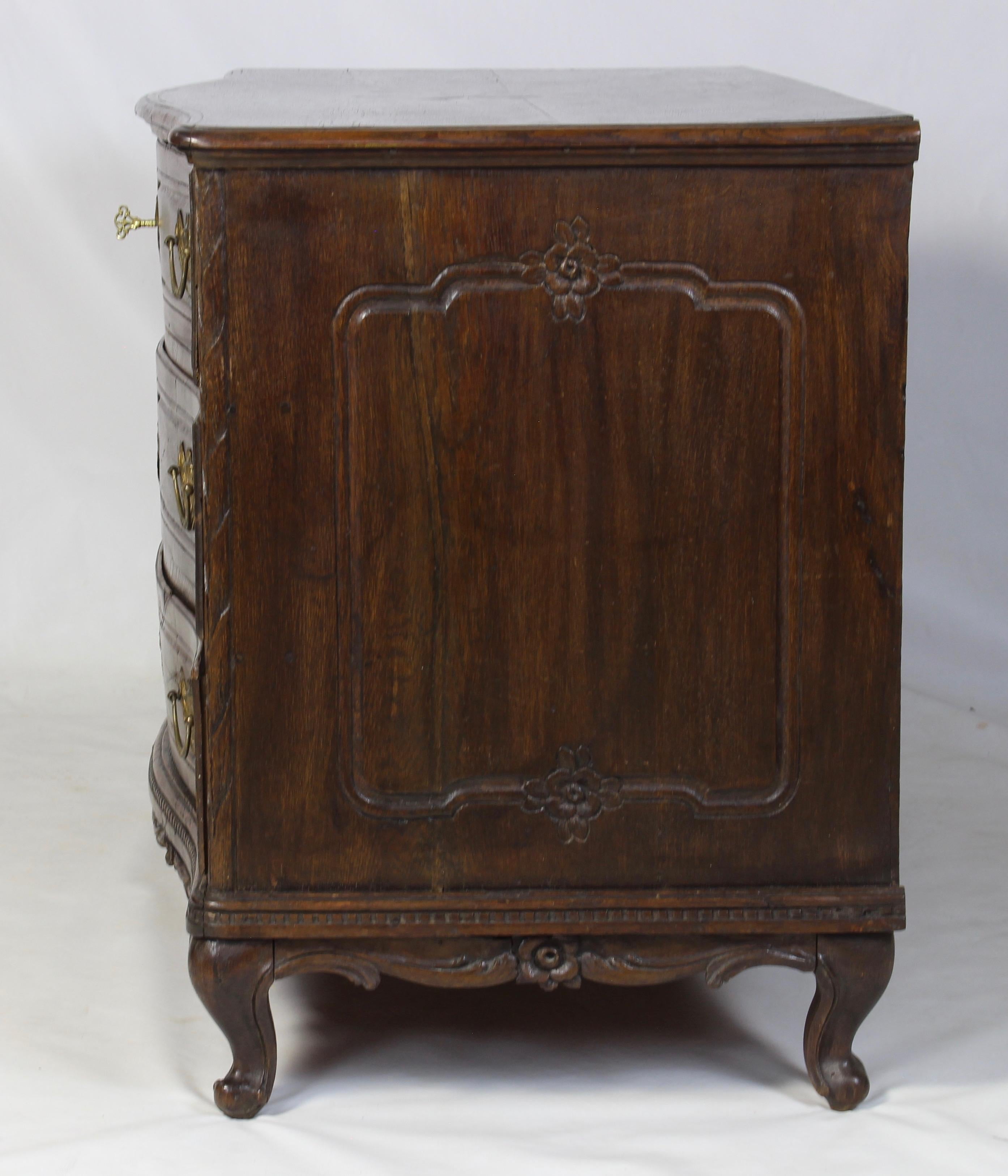 French Provincial Late 18th Century French Oak Commode