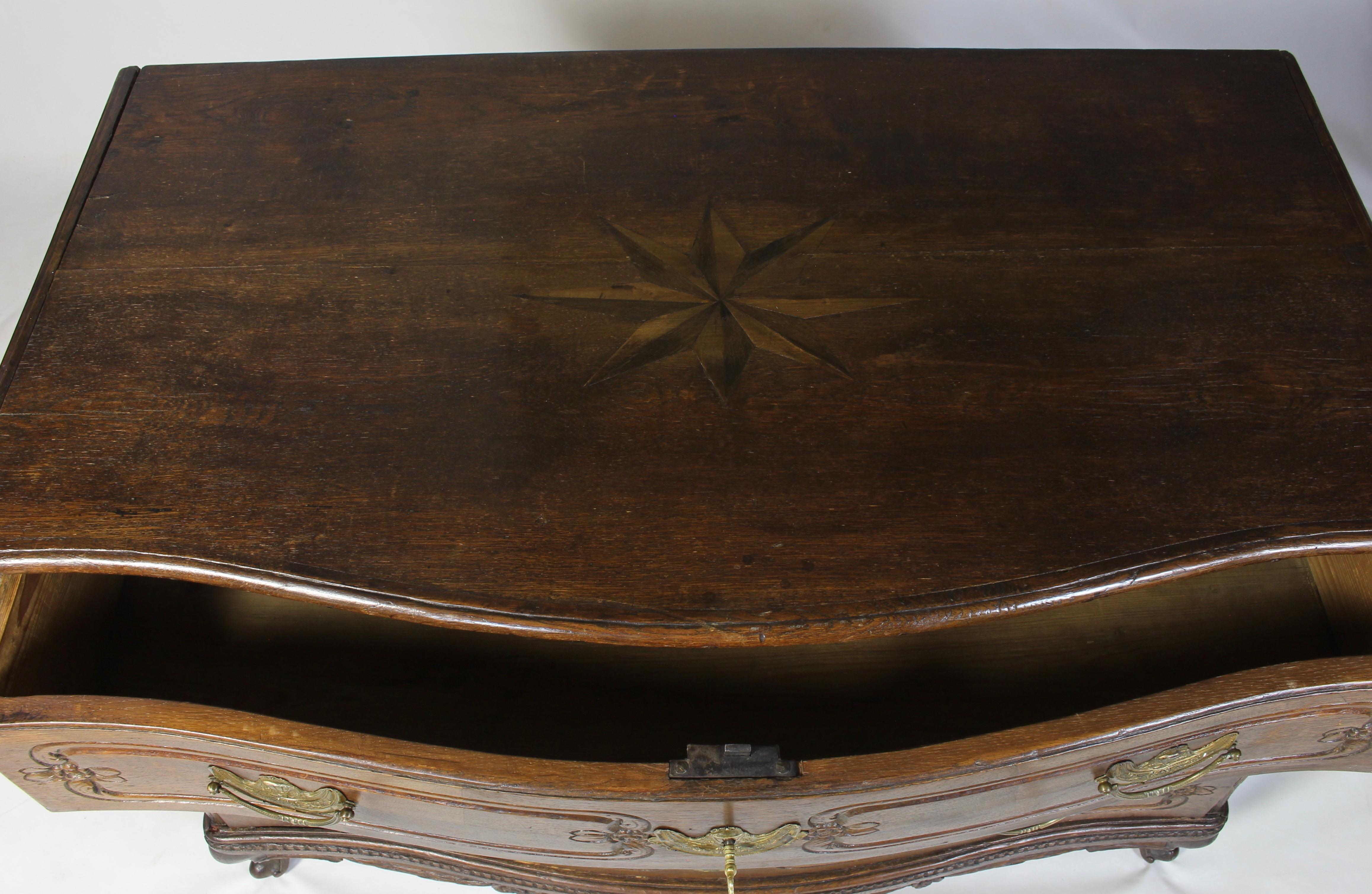 Late 18th Century French Oak Commode 5