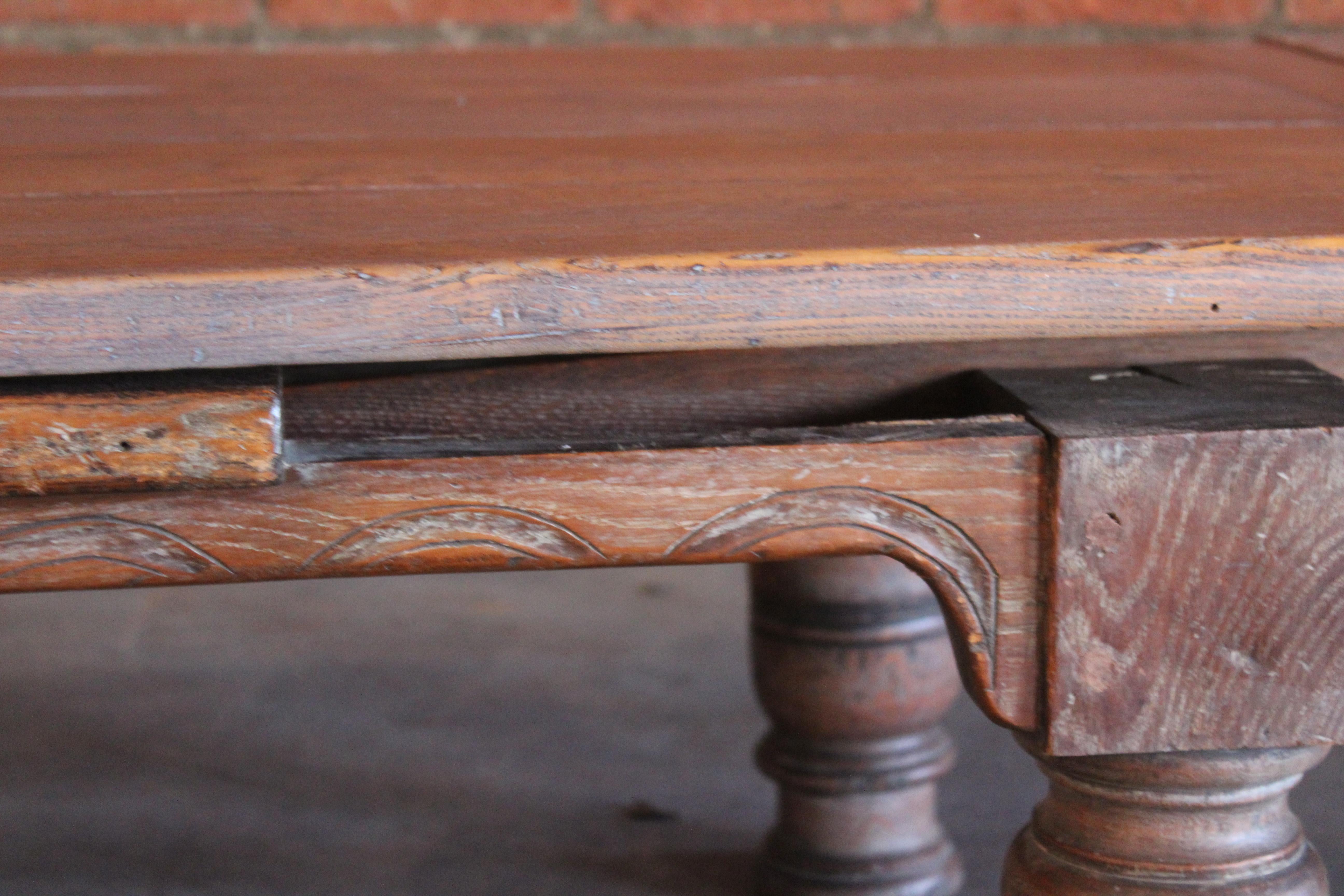 Late 18th Century French Oak Expandable Coffee Table 9