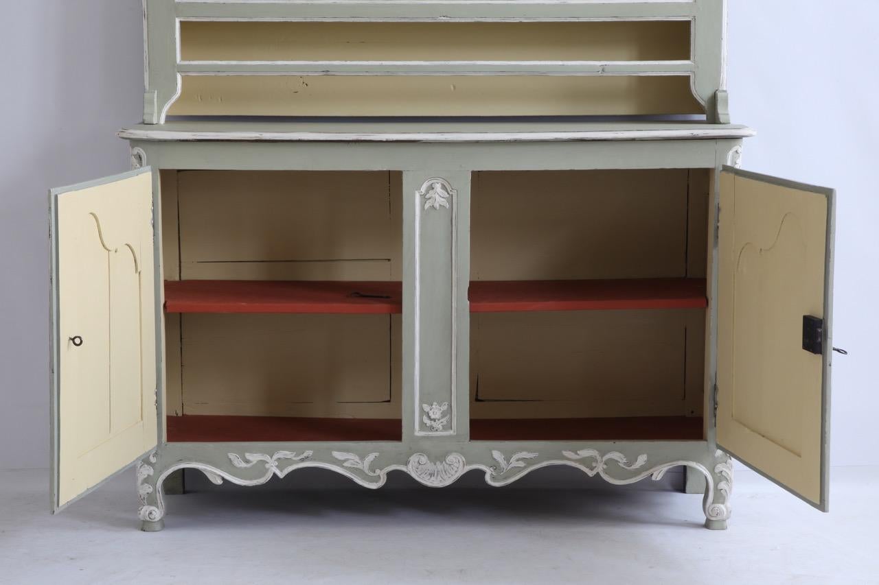 Late 18th Century French Painted Vaisselier For Sale 1
