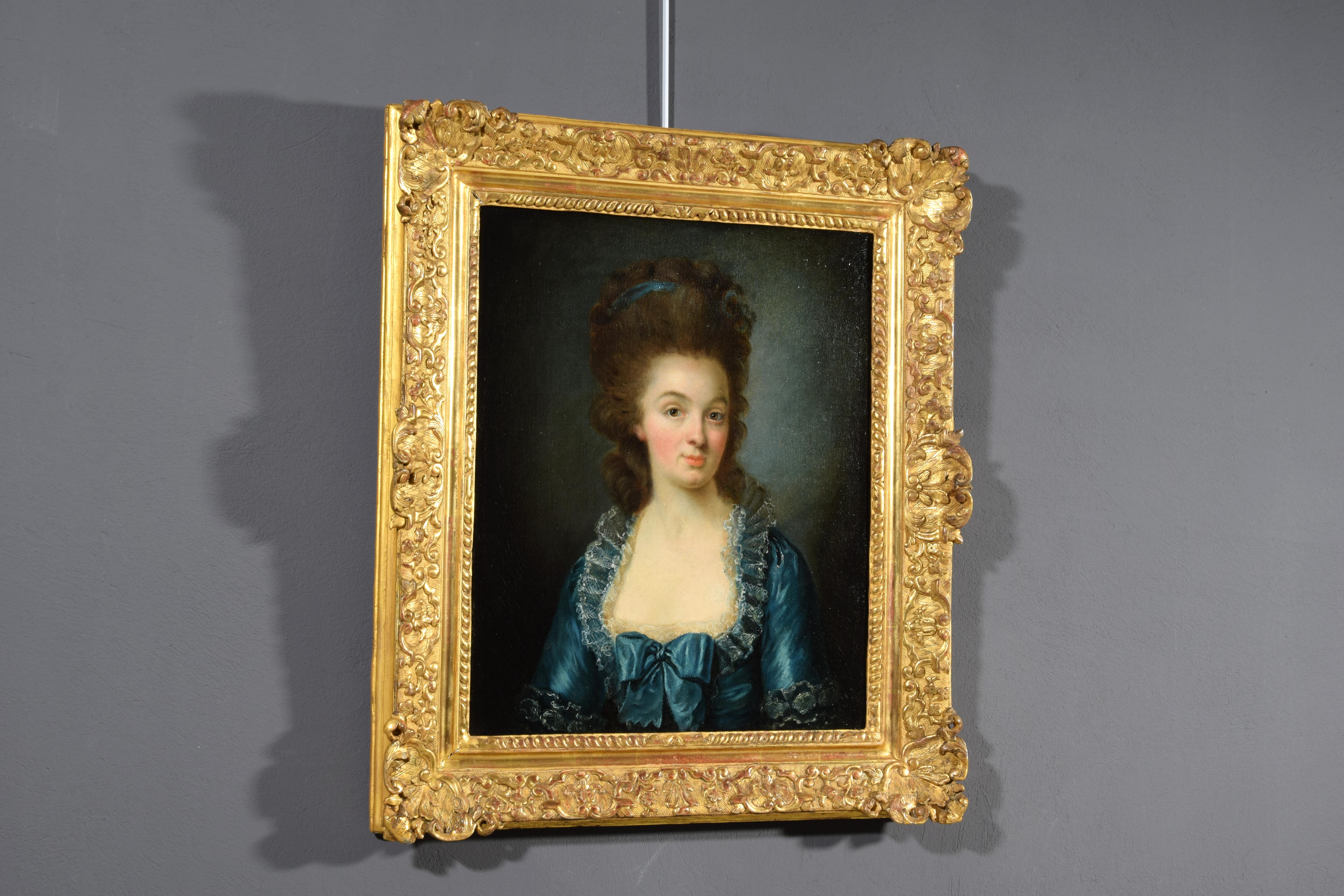 Français Fin du XVIIIe siècle, Portrait français d'une jeune femme en robe bleue en vente