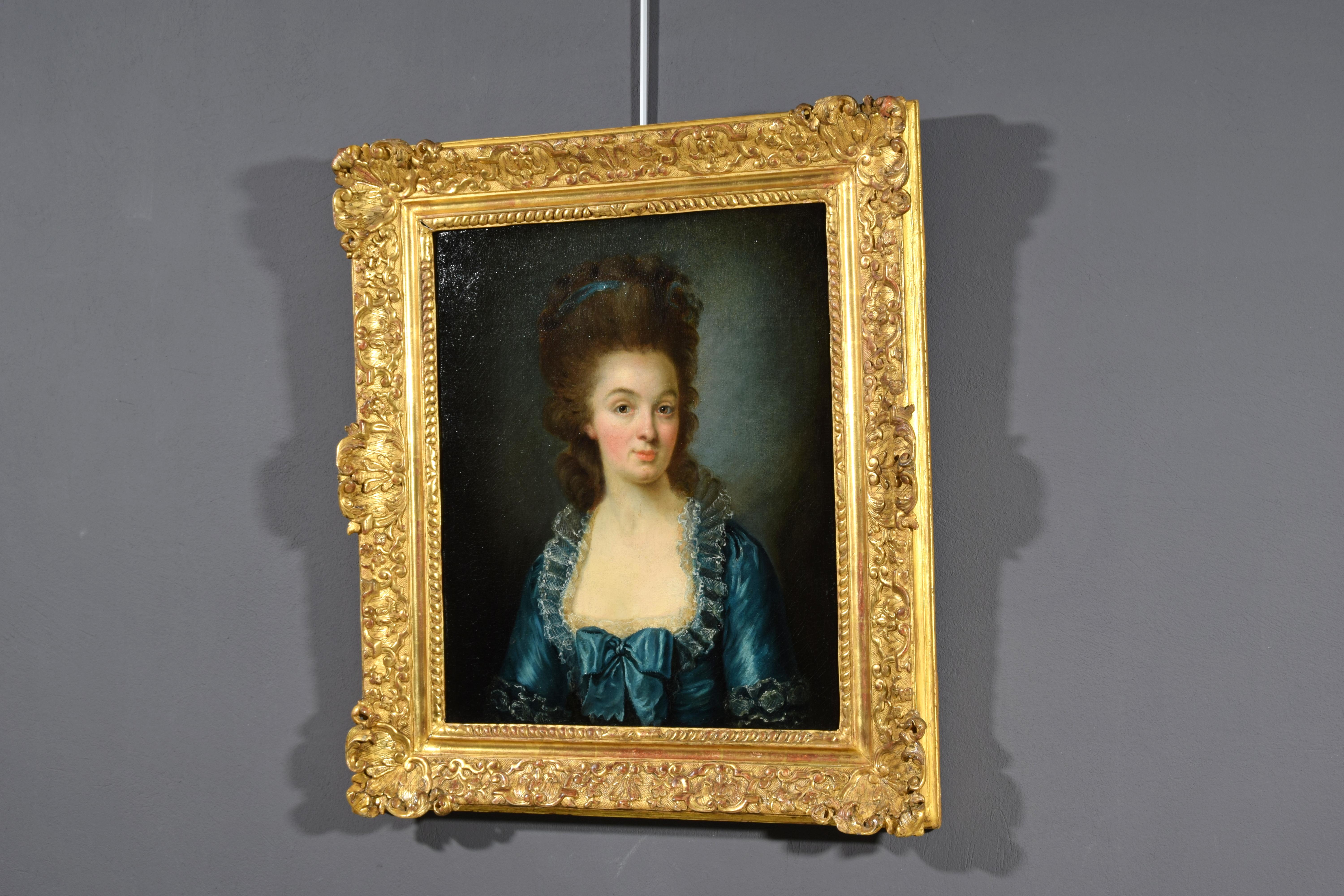 Sculpté à la main Fin du XVIIIe siècle, Portrait français d'une jeune femme en robe bleue en vente
