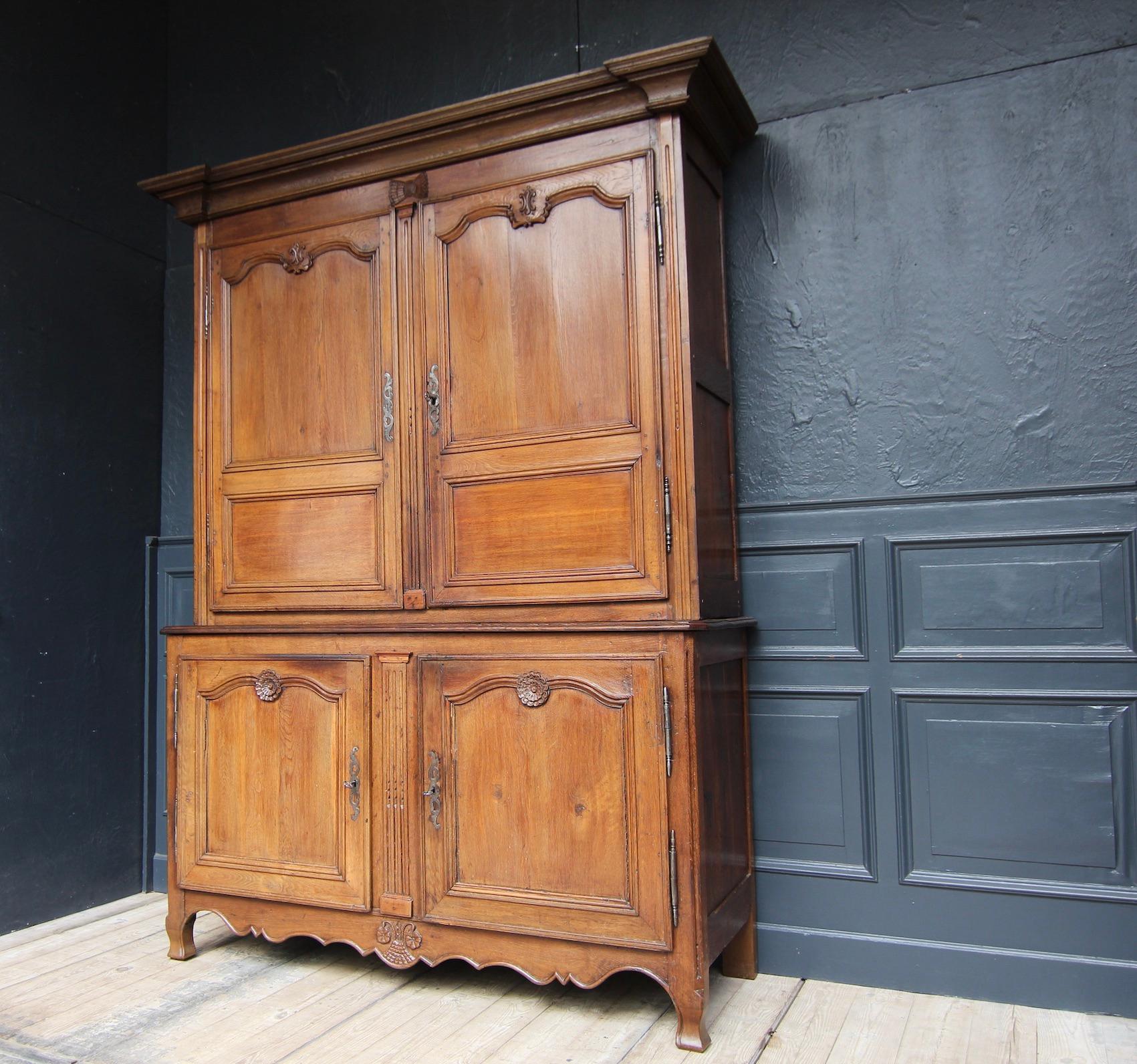 Late 18th Century French Provincial Buffet à Deux Corps 8