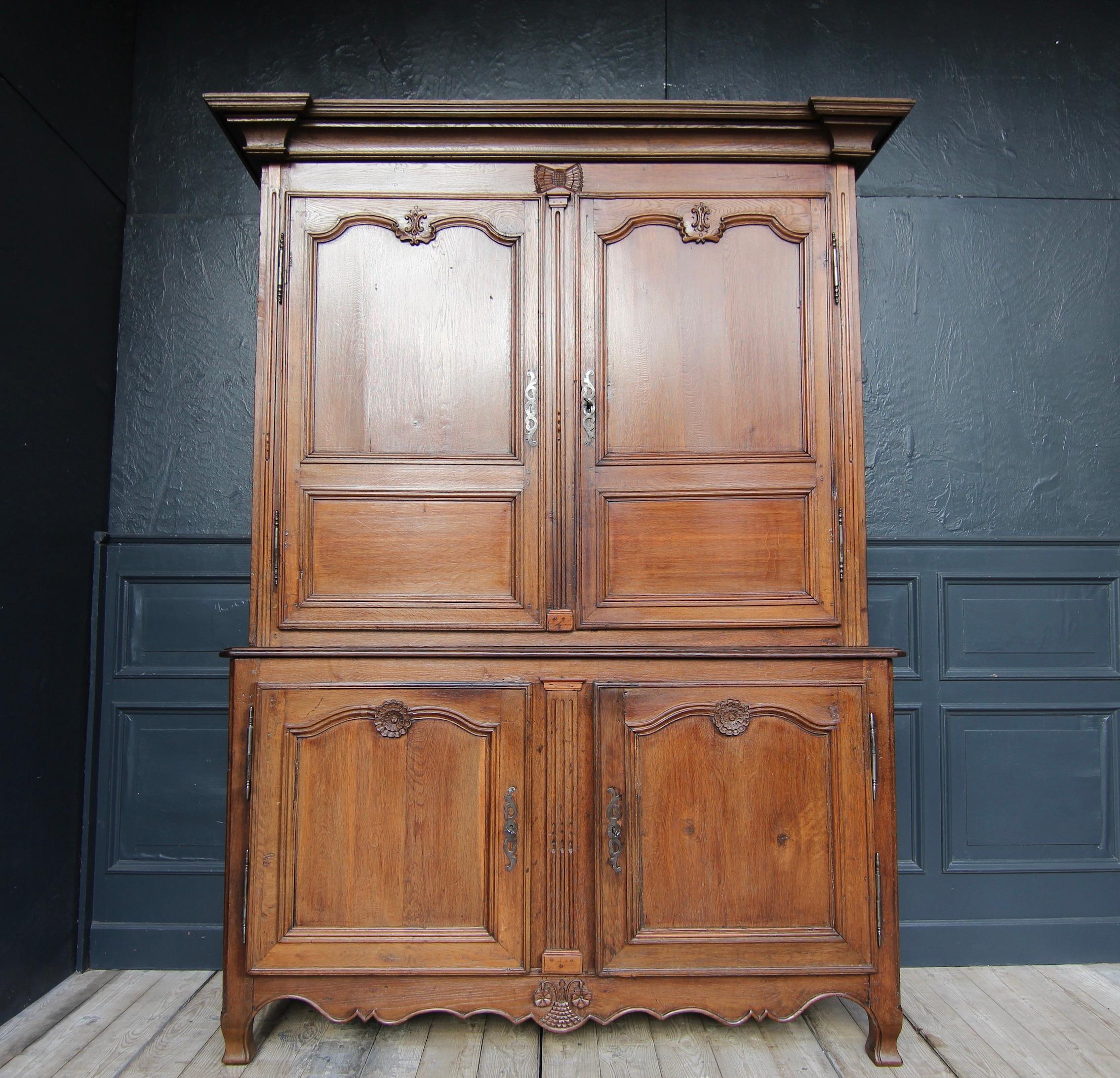 Late 18th Century French Provincial Buffet à Deux Corps 5