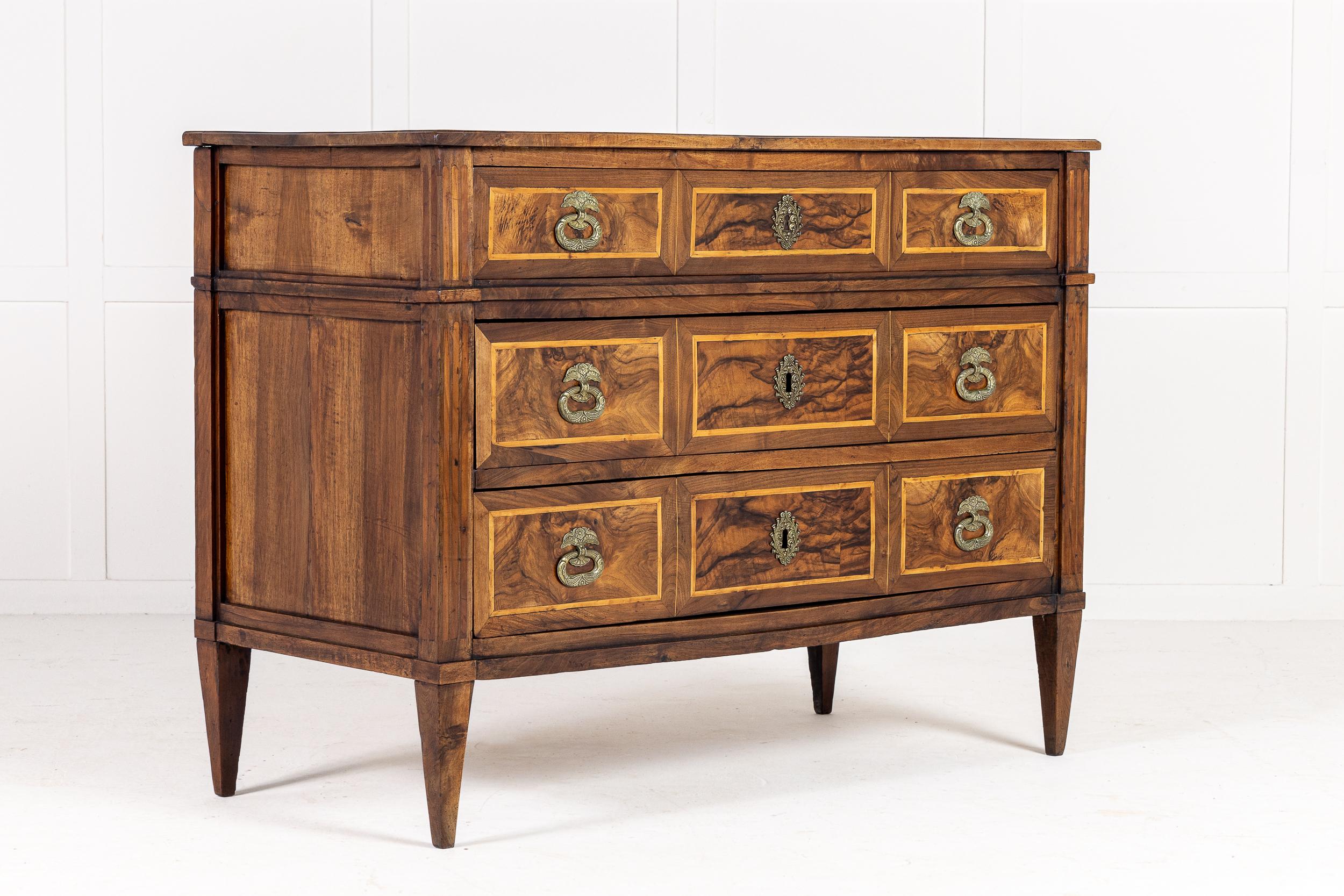 Late 18th Century French Walnut Commode For Sale 5